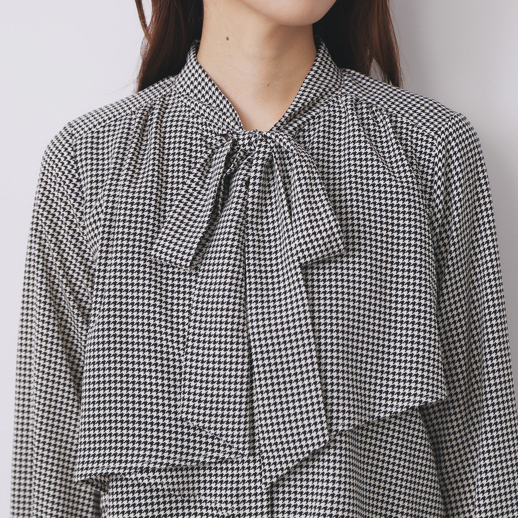 index「アシンメトリーレイヤードボウタイブラウス【洗濯機OK/イージーアイロン/防シワ】《XS～3L》」|シャツ・ブラウス|