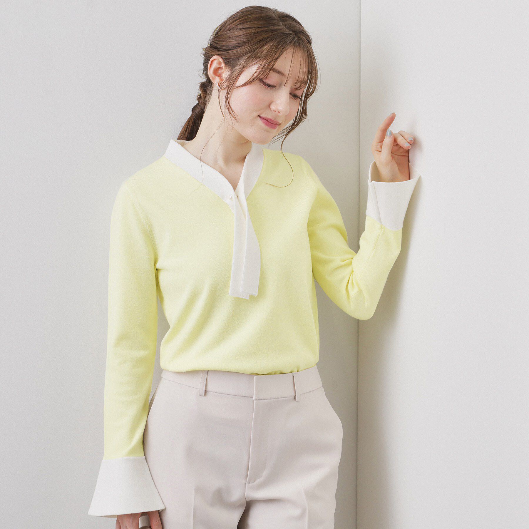 index「バイカラーボウタイパール調ニット【洗濯機OK】」|ニット・セーター|