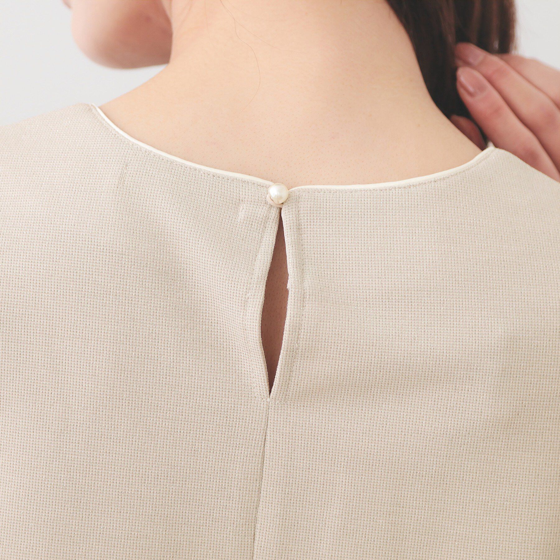 index「フレアスリーブバイカラートップス【洗濯機OK/接触冷感/UVケア】」|Tシャツ・カットソー|