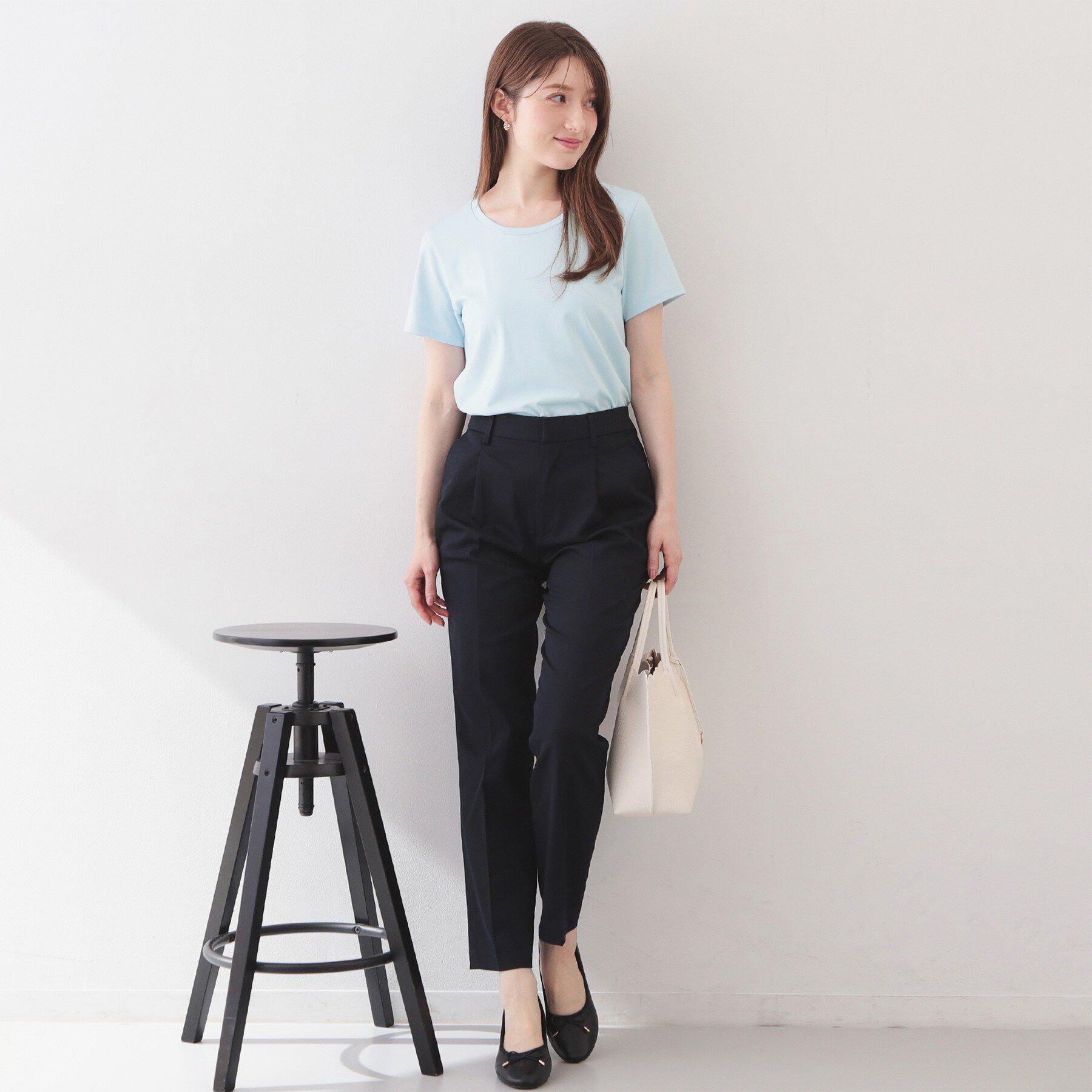 index「薄手なのに透けにくい！ベーシックTシャツ【洗濯機OK/接触冷感/吸水速乾/透け防止/UVケア】《S～」|Tシャツ・カットソー|