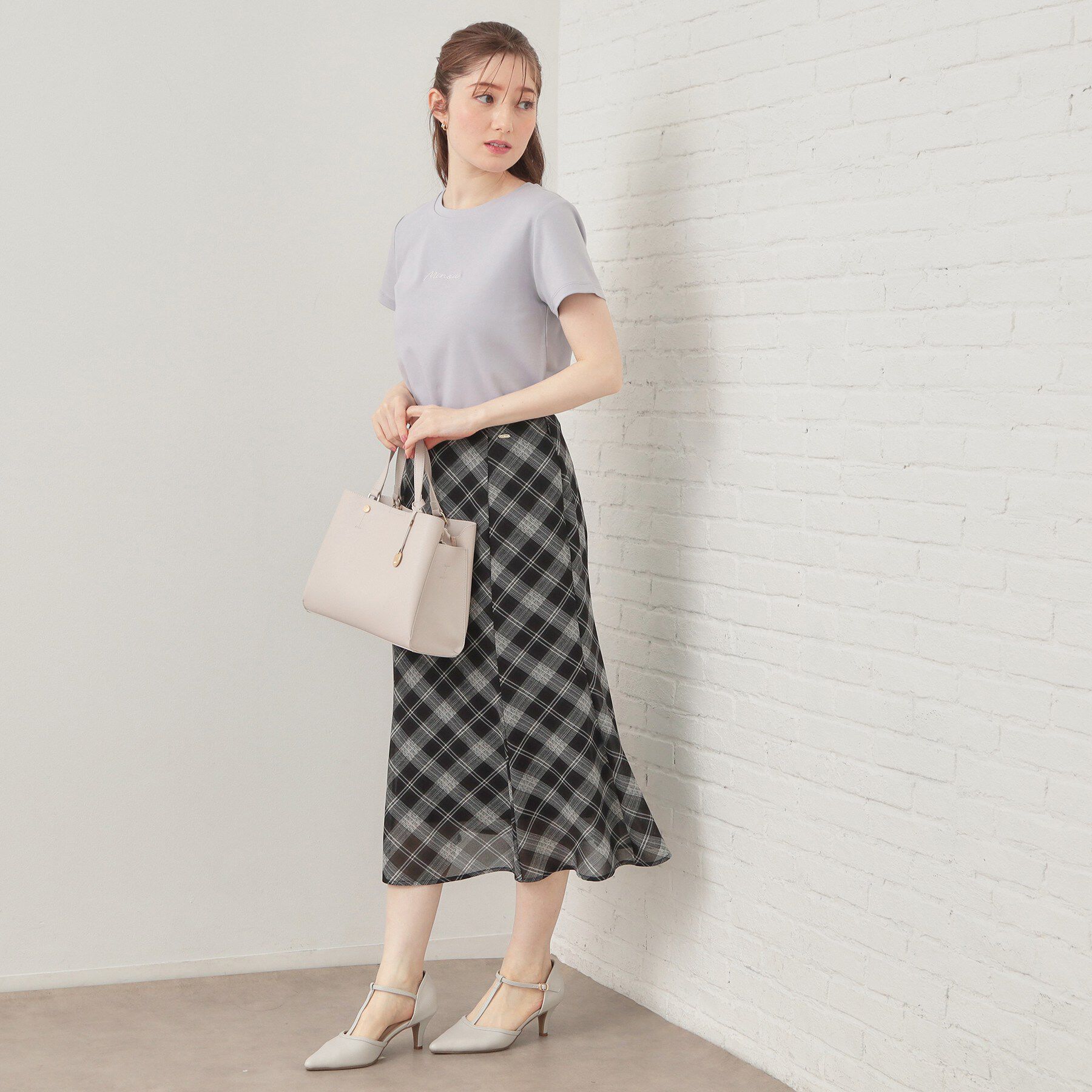 index「フロントロゴ刺繍Tシャツ【洗濯機OK・接触冷感・UVケア】」|Tシャツ・カットソー|