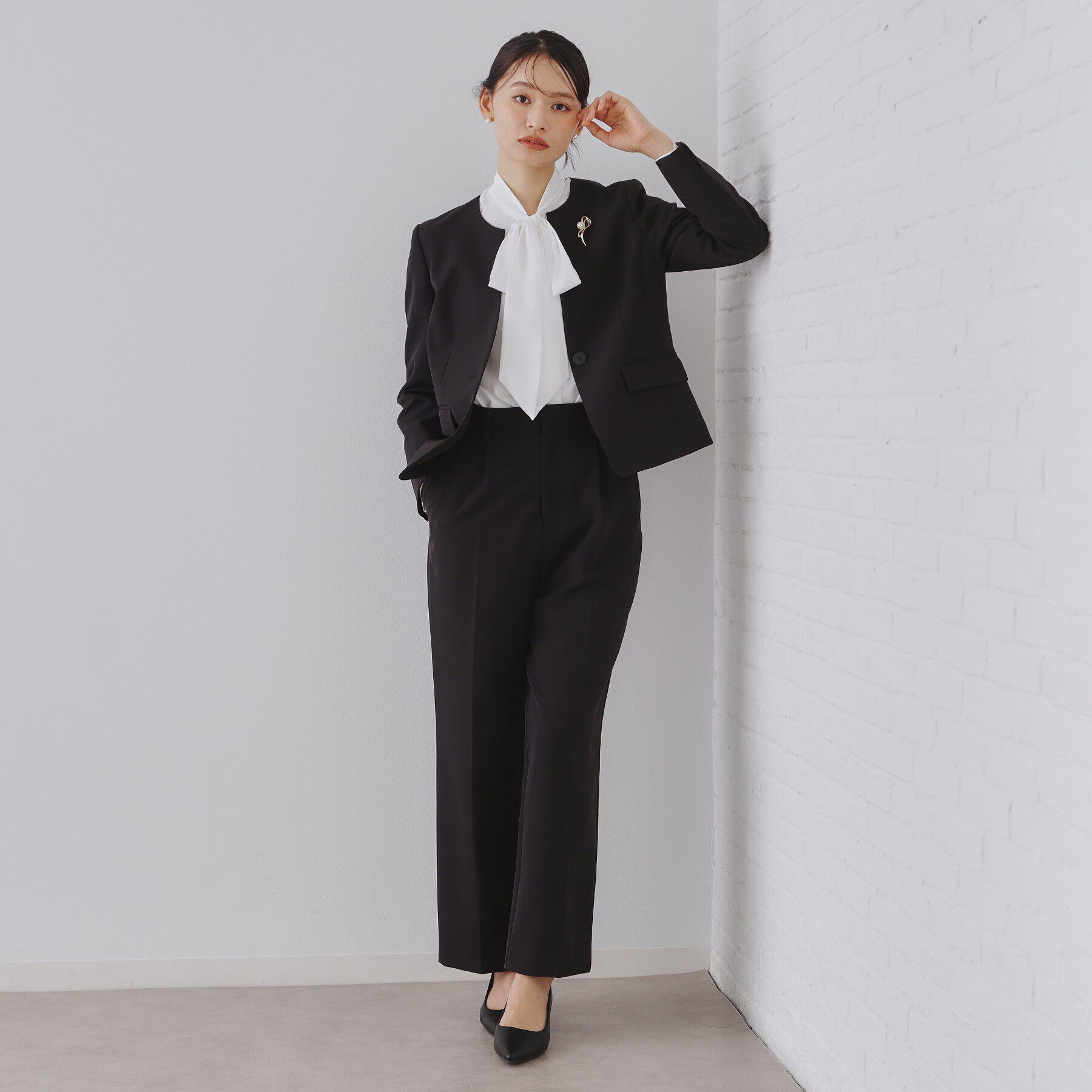 OPAQUE.CLIP「《通勤・セレモニーセットアップ対応》キーネックジャケットダブルクロス【洗濯機洗い可】」|ノーカラージャケット|