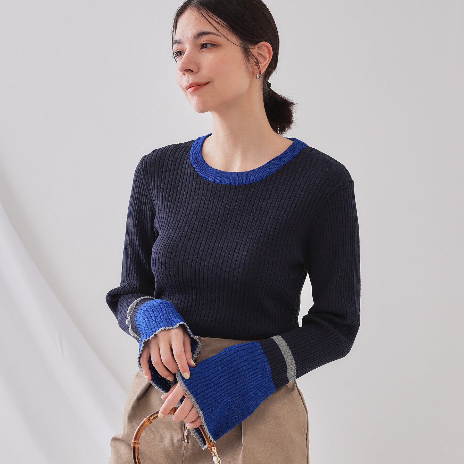 OPAQUE.CLIP「配色フレアスリーブワイドリブニット【洗濯機洗い可】」|ニット・セーター|ネイビー(594)