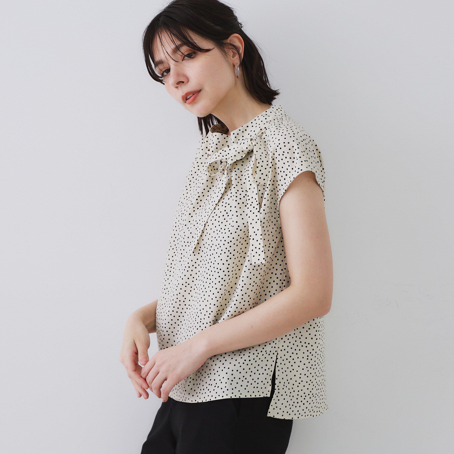 OPAQUE.CLIP「ラッピングボウタイドットブラウス【洗濯機洗い可】」|シャツ・ブラウス|