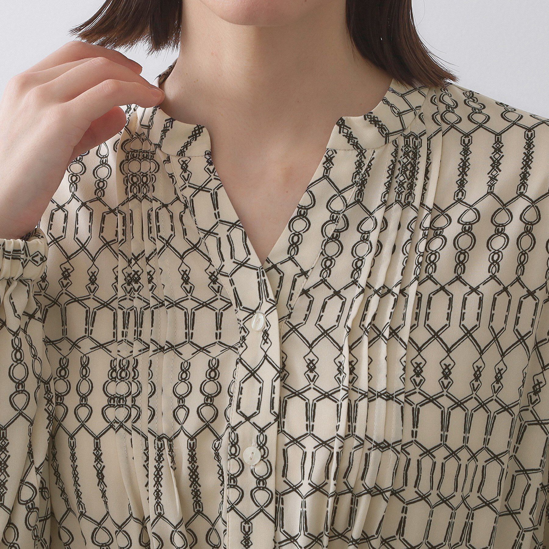 OPAQUE.CLIP「チェーンプリントフィット＆フレアワンピース【洗濯機洗い可〉」|ワンピース|