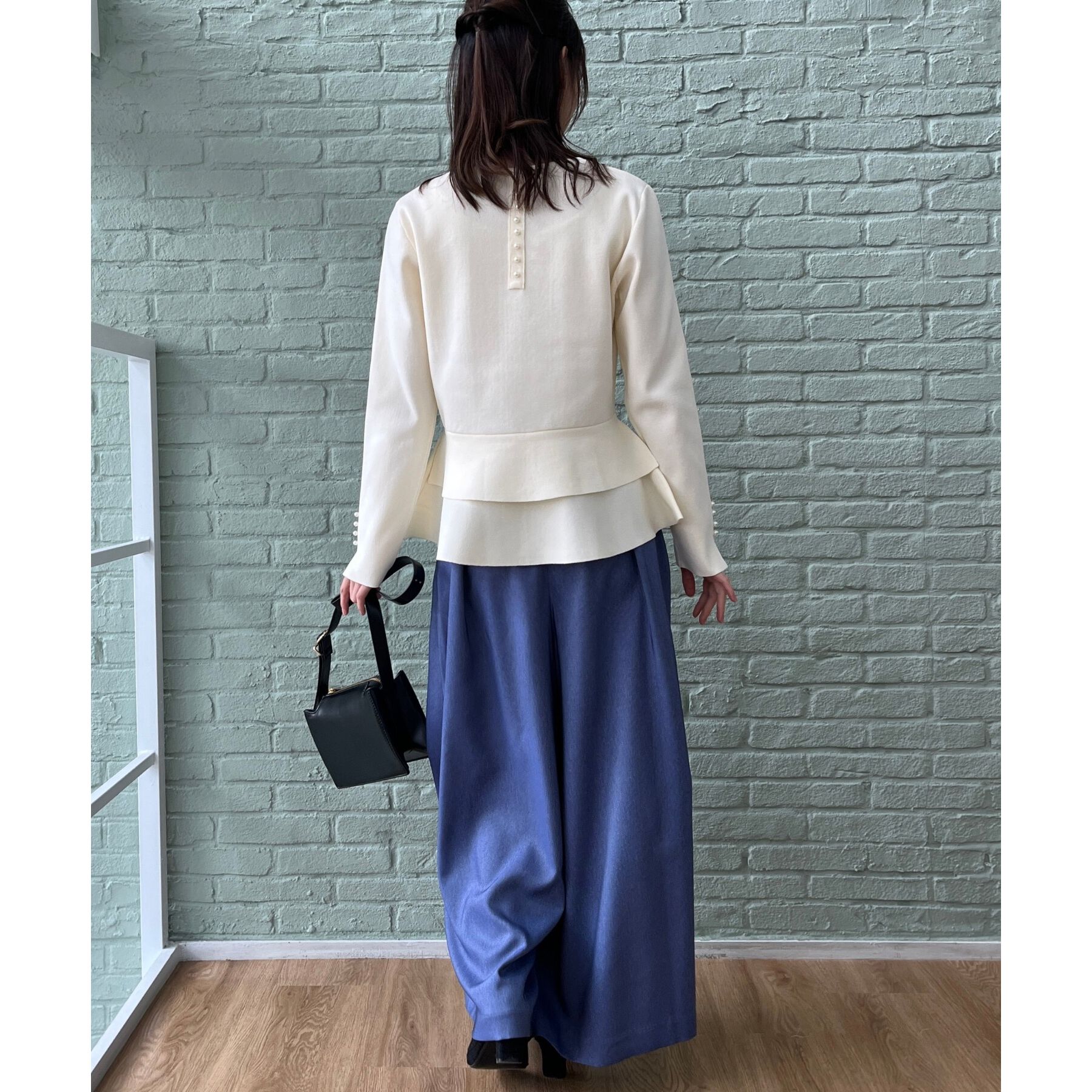 Couture broach「【大人可愛い・通勤】バックパール調ペプラムニット」|ニット・セーター|