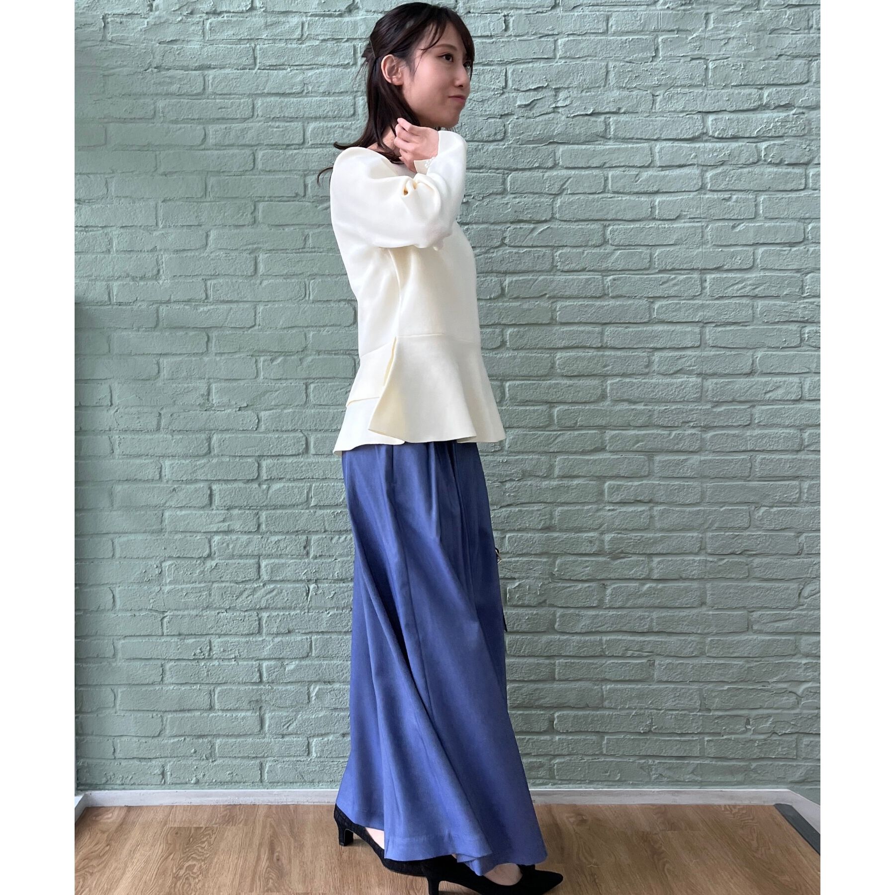 Couture broach「【大人可愛い・通勤】バックパール調ペプラムニット」|ニット・セーター|