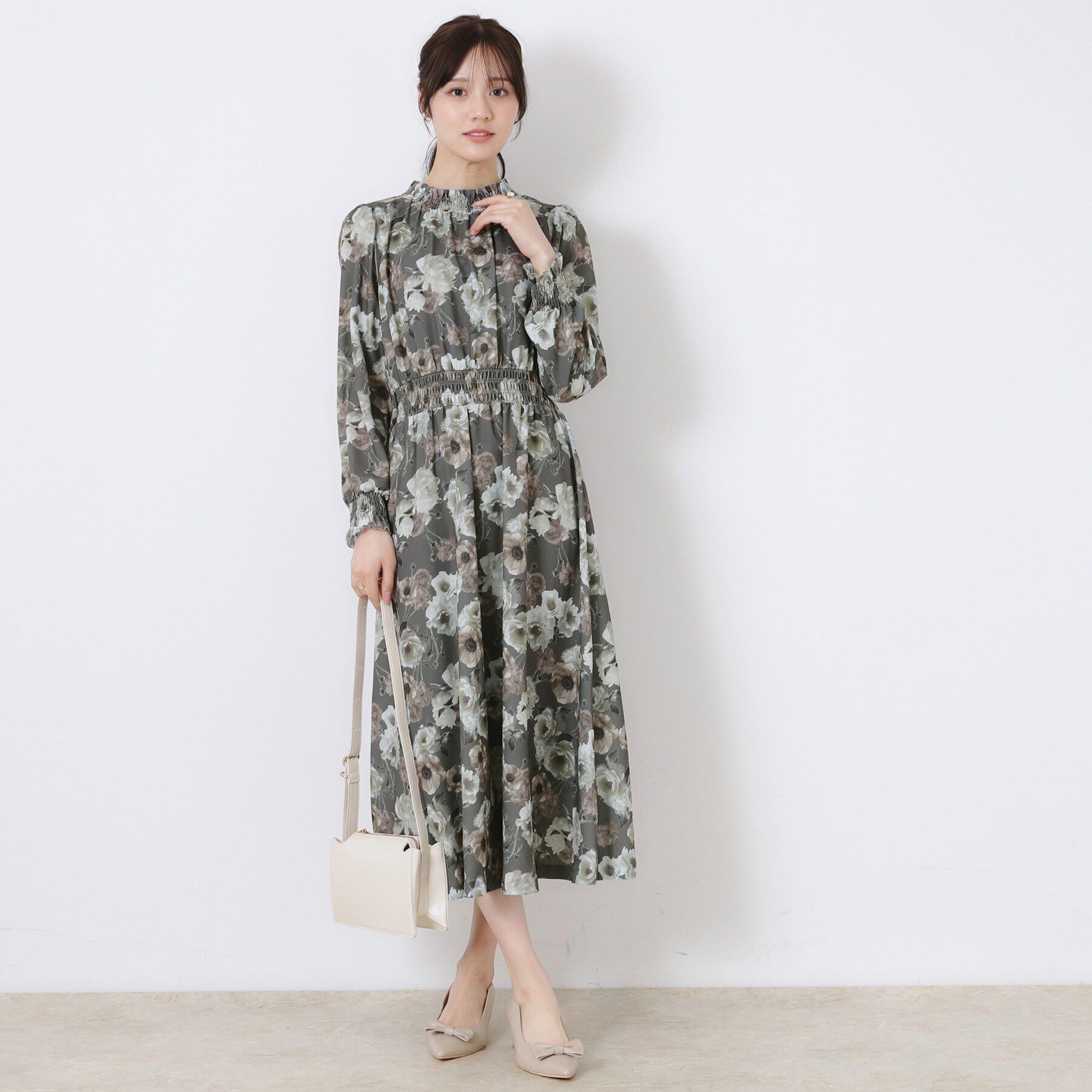 Couture broach「【大人フェミニン・一枚で着映える】Springフラワーシャーリングワンピ」|ワンピース|
