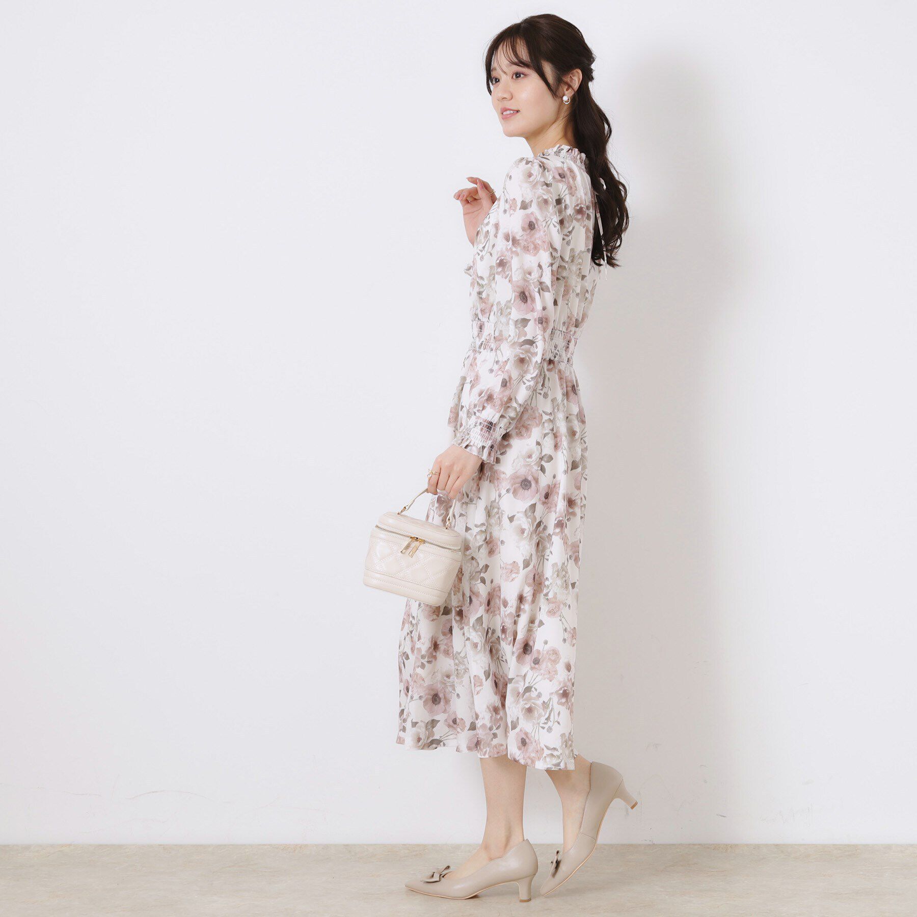 Couture broach「【大人フェミニン・一枚で着映える】Springフラワーシャーリングワンピ」|ワンピース|