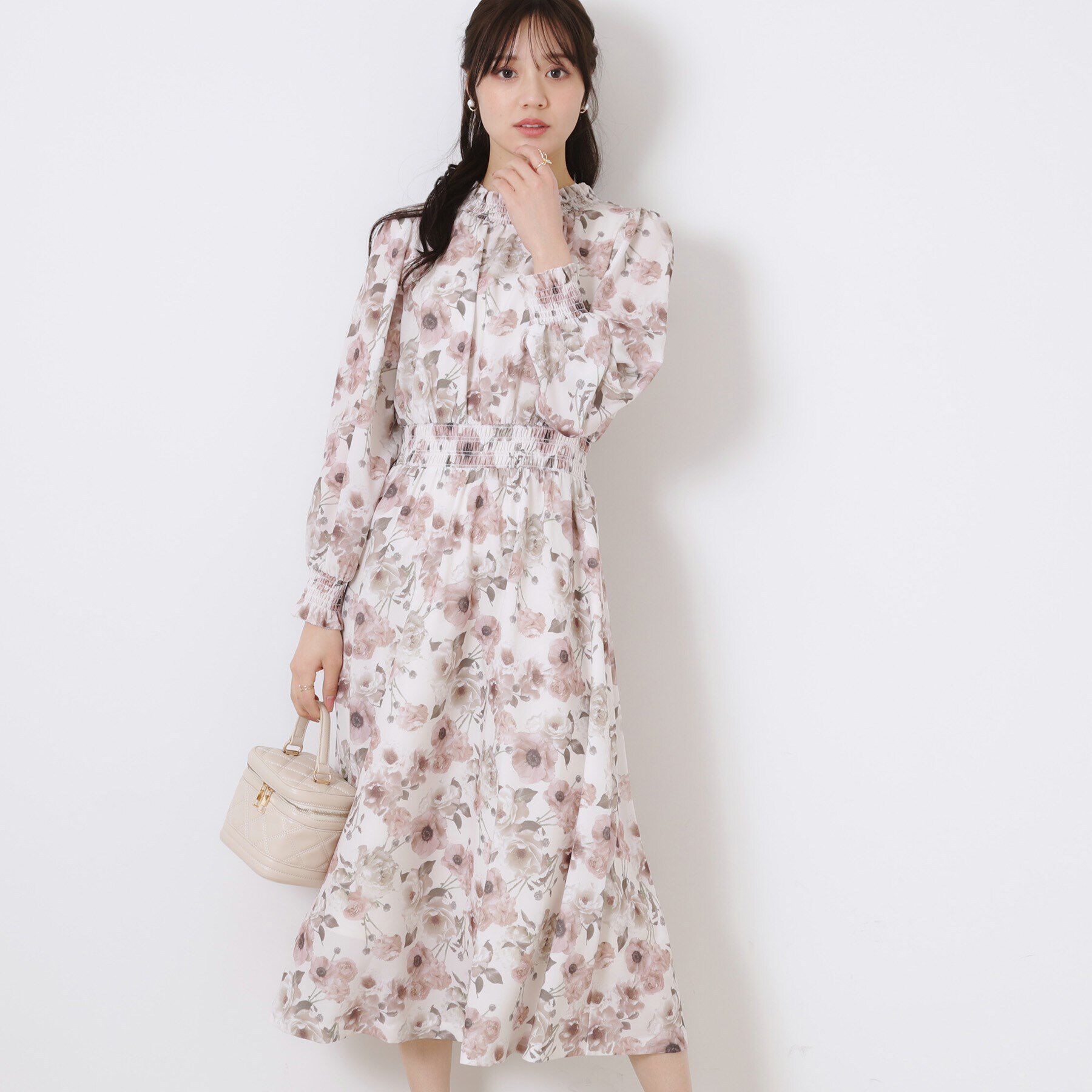 Couture broach「【大人フェミニン・一枚で着映える】Springフラワーシャーリングワンピ」|ワンピース|