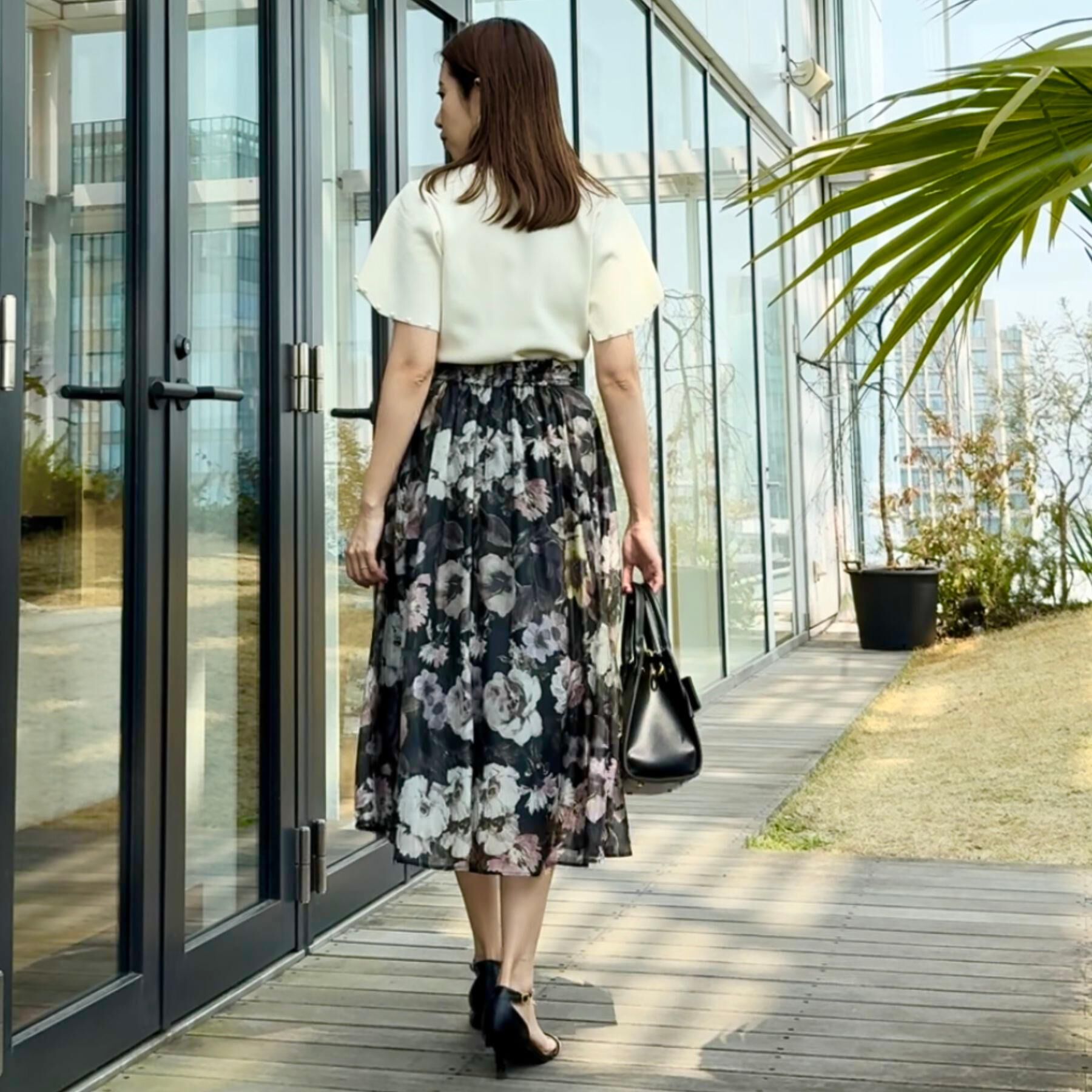 Couture broach「【一枚でキマる・華やか】パール調付チューリップ袖ニット」|ニット・セーター|