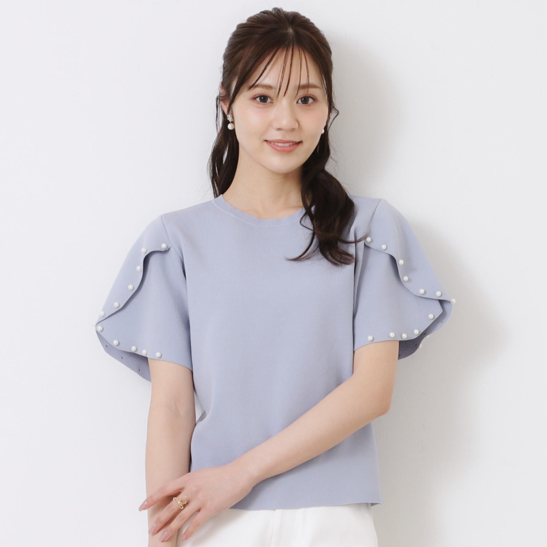 Couture broach「【一枚でキマる・華やか】パール調付チューリップ袖ニット」|ニット・セーター|サックスブルー(09
