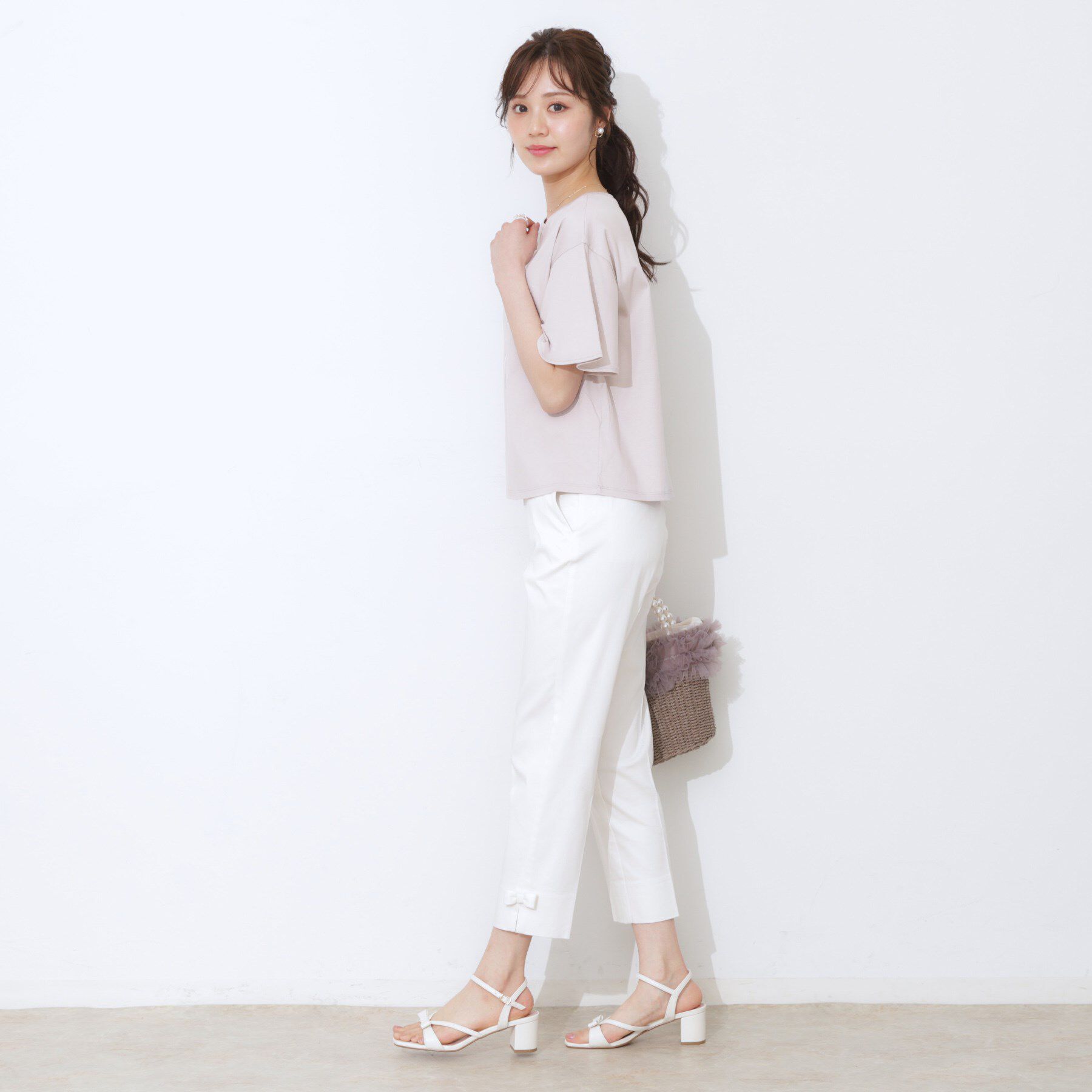 Couture broach「【マシンウォッシャブル・接触冷感・UV機能】60リボンロゴプリント フレアーT」|Tシャツ・カットソー|