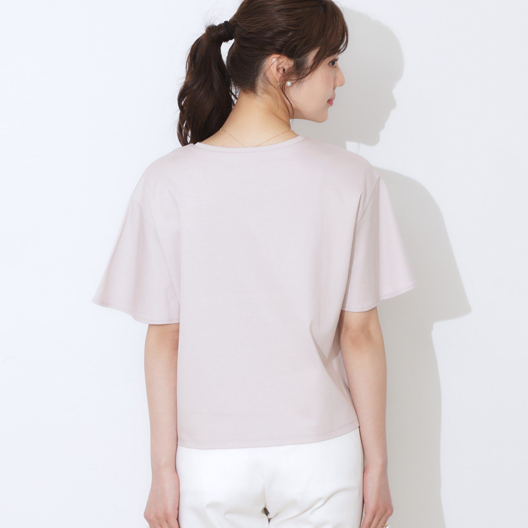 Couture broach「【マシンウォッシャブル・接触冷感・UV機能】60リボンロゴプリント フレアーT」|Tシャツ・カットソー|