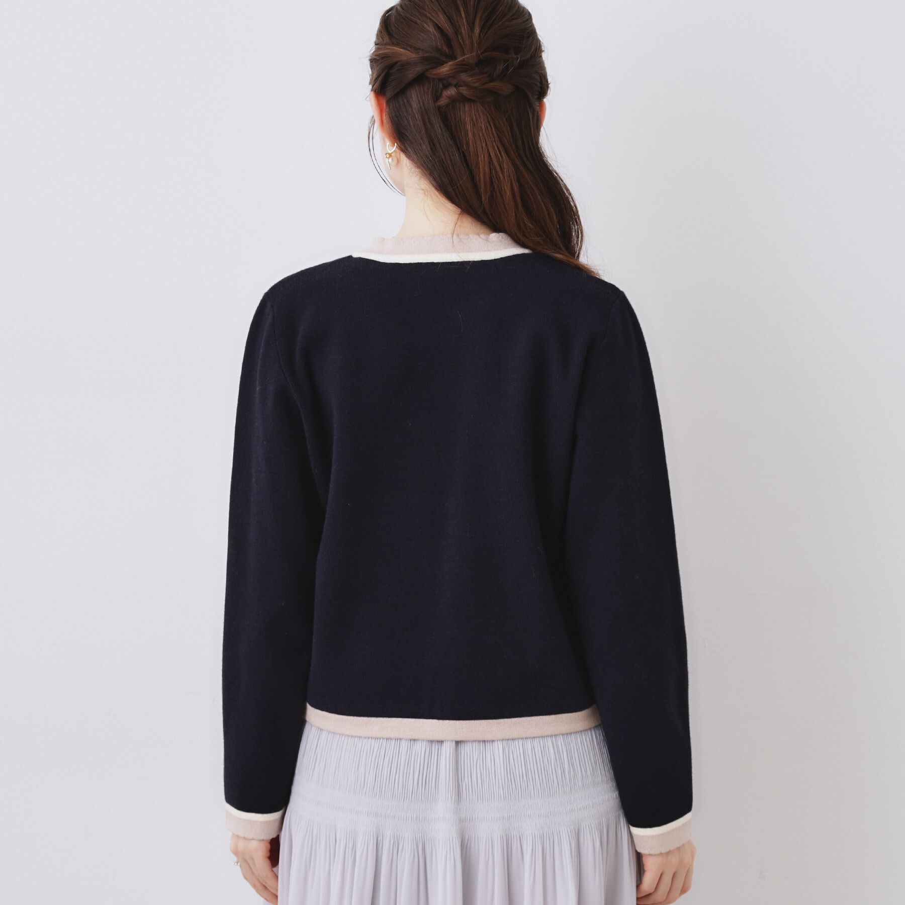 Couture broach「【ハレの日・通勤・着映え】配色 総針カーディガン」|カーディガン|