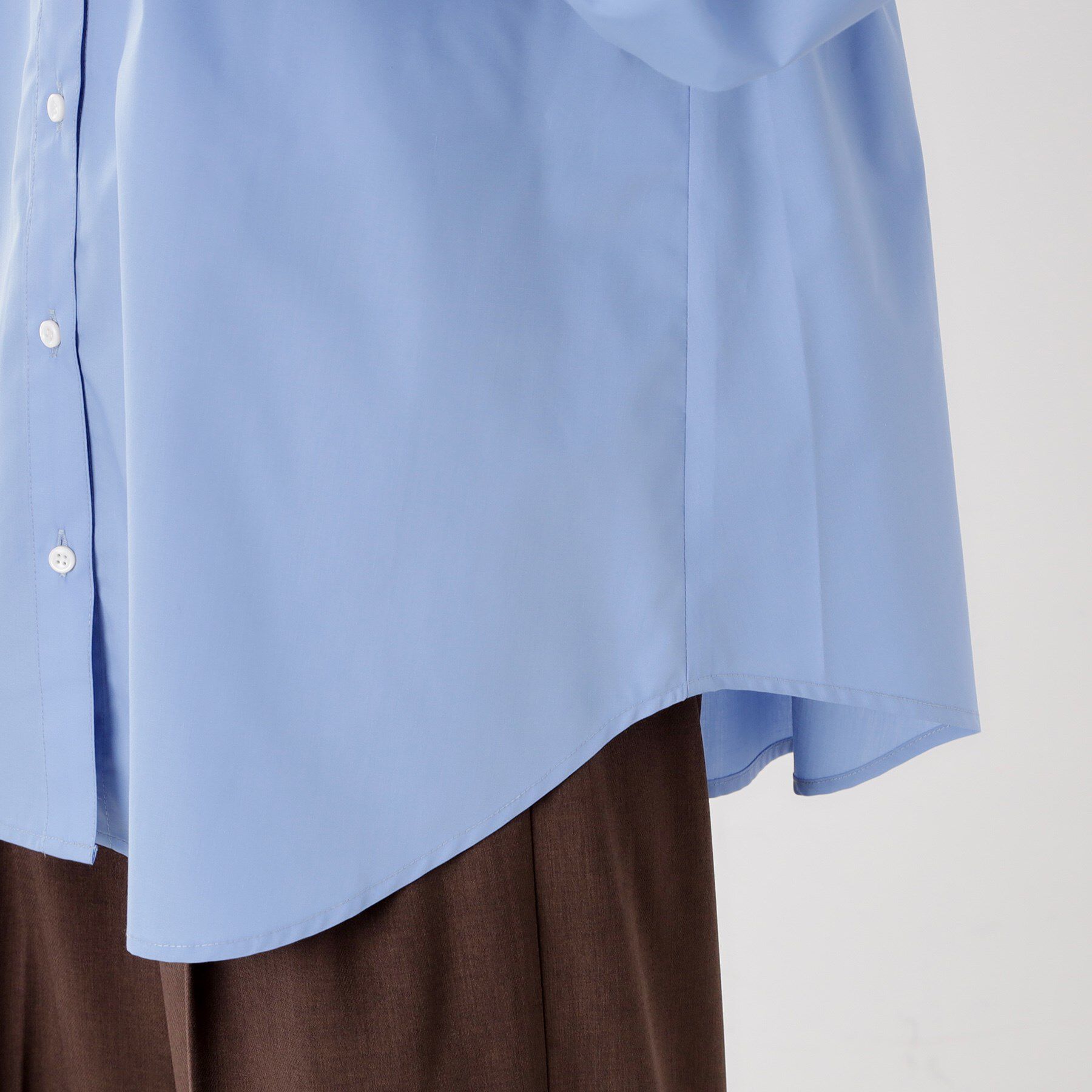 THE SHOP TK「袖プリーツ&バックシャーリングシャツ【体型カバー/洗える】」|シャツ・ブラウス|