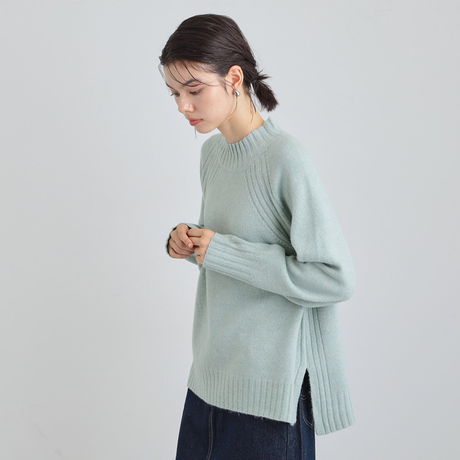 THE SHOP TK「ふんわり柔らかきれい色 ウール混ハイネックニット」|ニット・セーター|