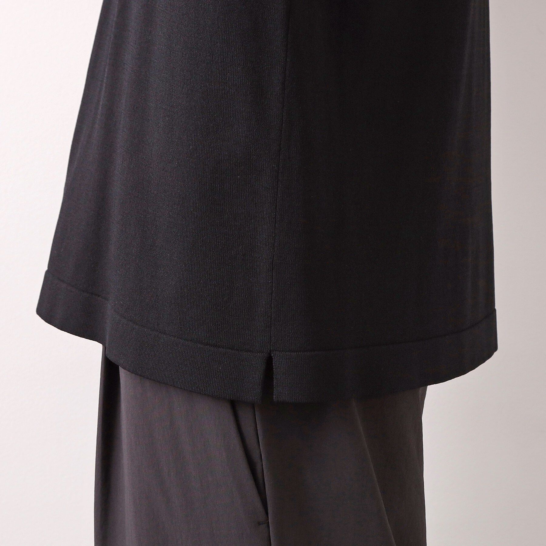 THE SHOP TK「《KURO》半袖モックネックニット 接触冷感」|ニット・セーター|