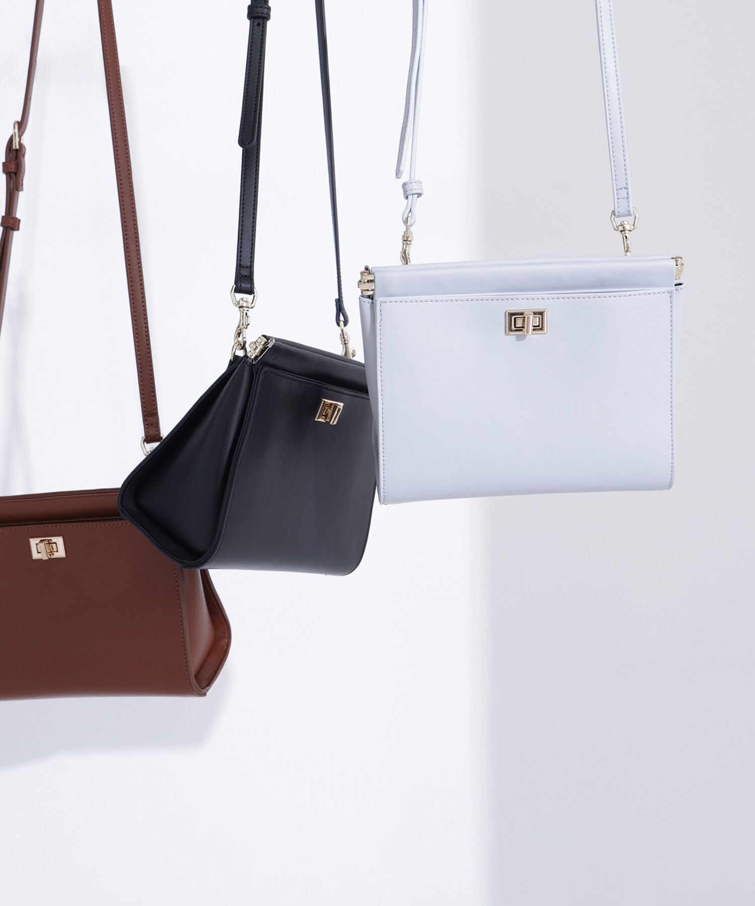  「スピンロックスクエアショルダーバッグ」|ショルダー・メッセンジャー|ミストブルー