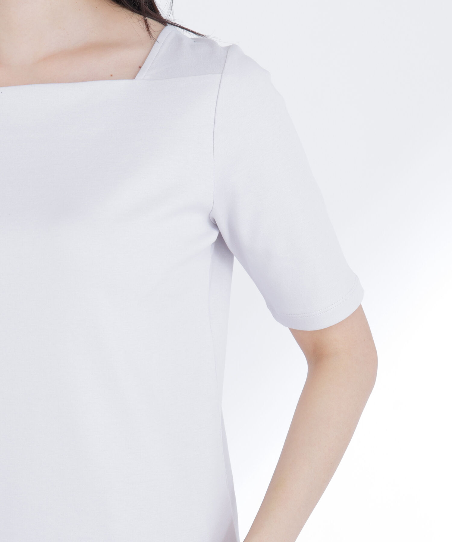  「ベーシックTシャツ スクエアネック」|Tシャツ・カットソー|