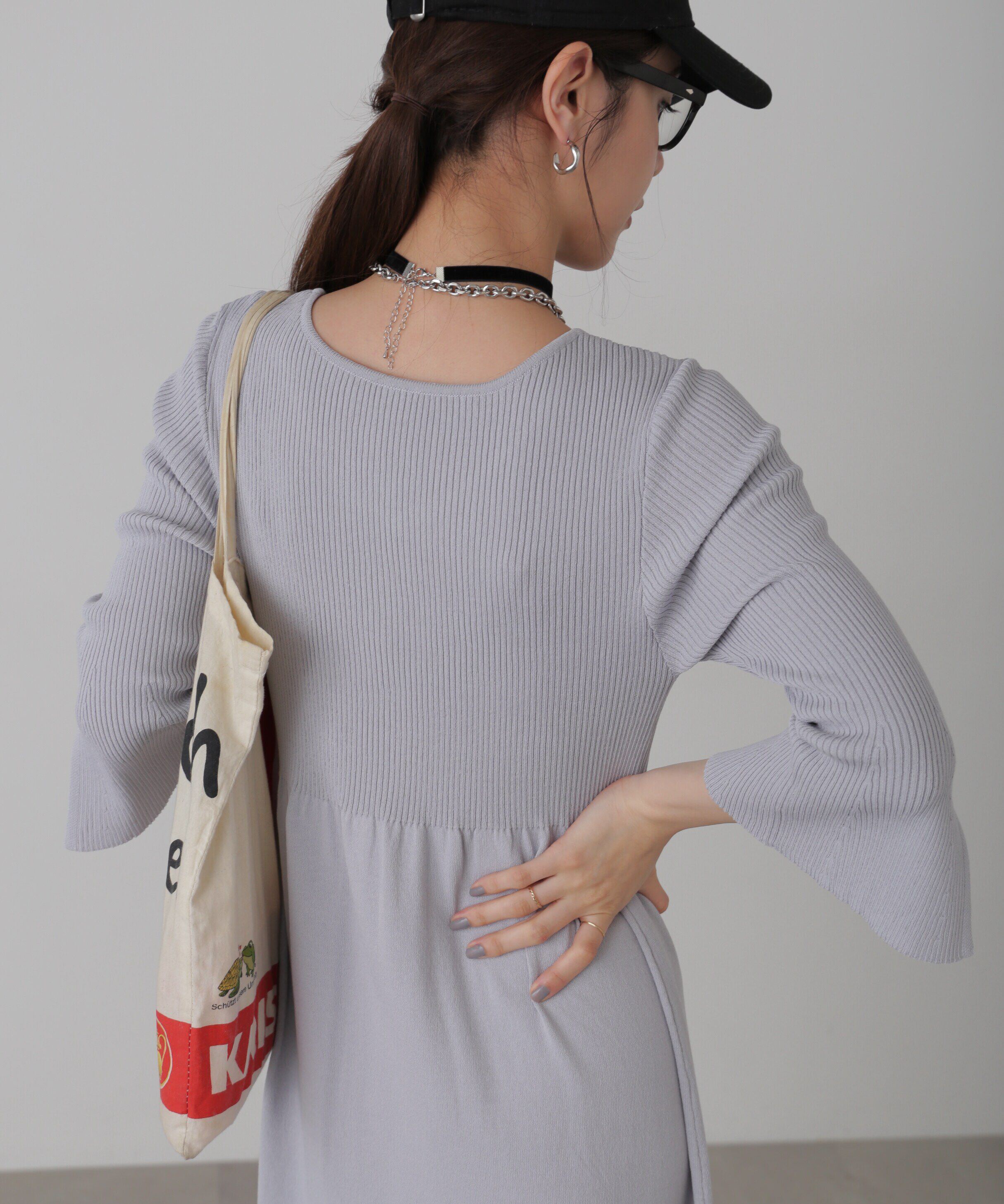  「フレアスリーブVネックリブニットワンピース」|ワンピース|