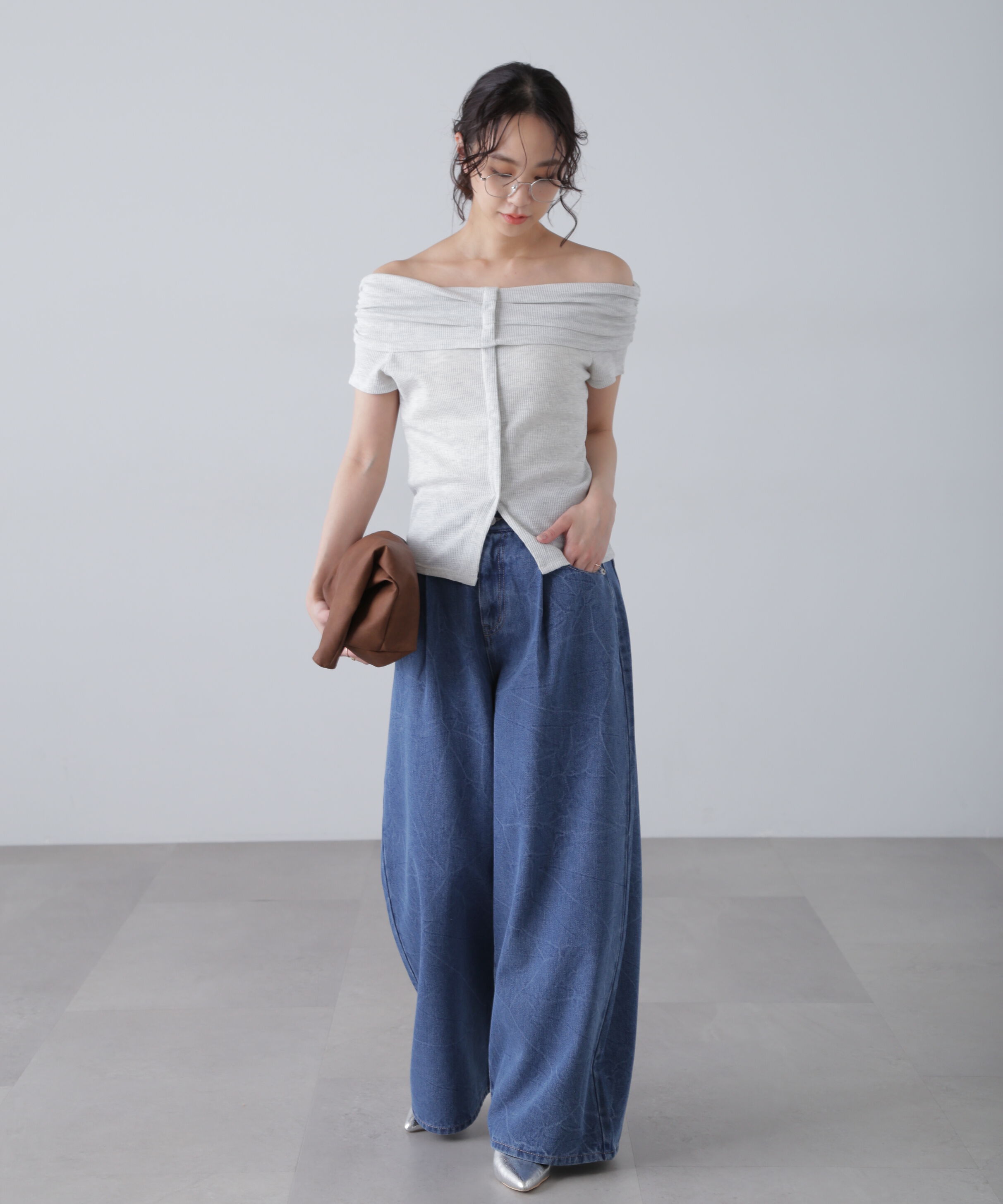  「オフショルフレンチスリーブ前スリットカットソー」|Tシャツ・カットソー|