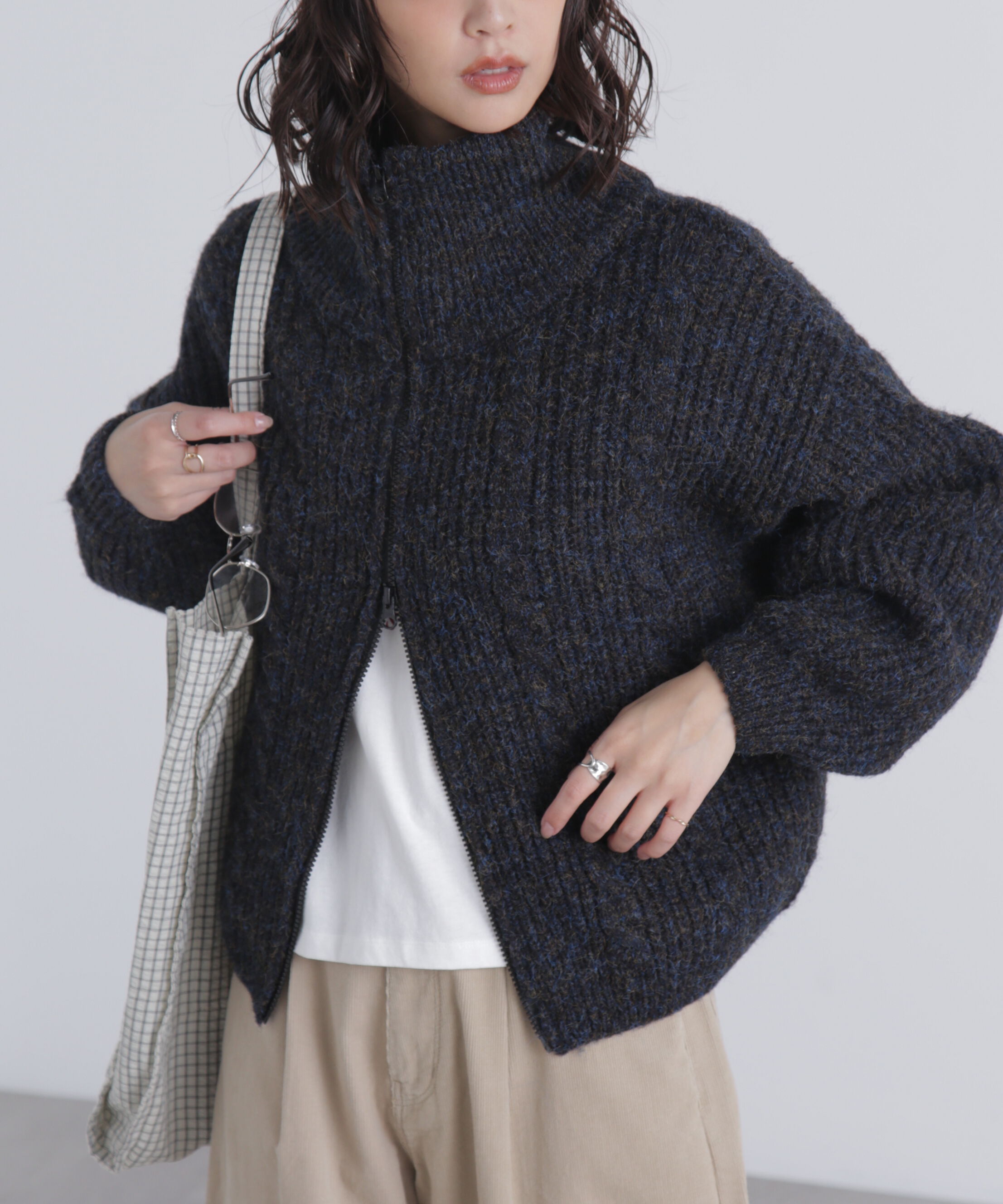  「スタンドネックショート丈ジップニットブルゾン」|ブルゾン・スタジャン|