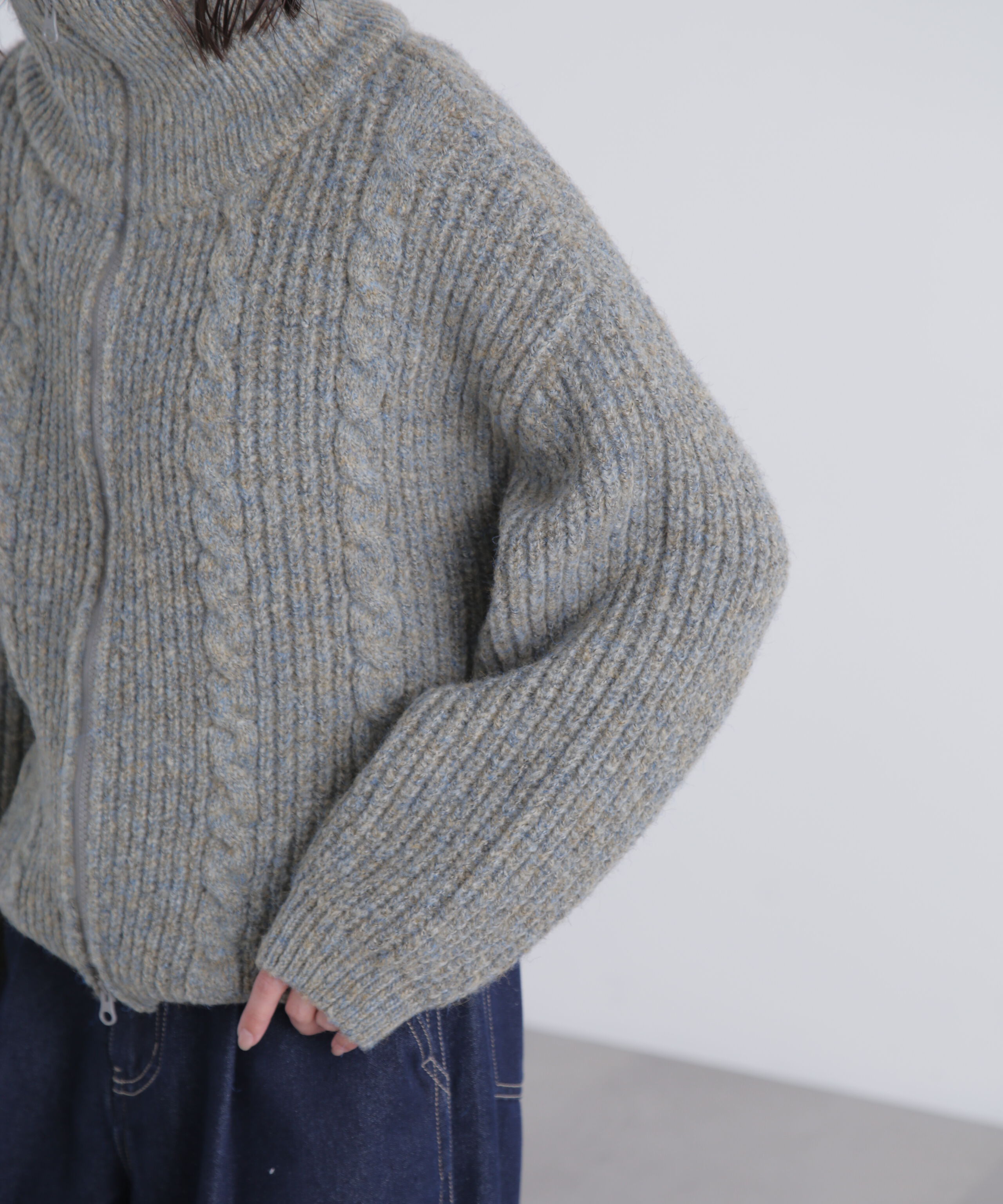  「スタンドネックショート丈ジップニットブルゾン」|ブルゾン・スタジャン|