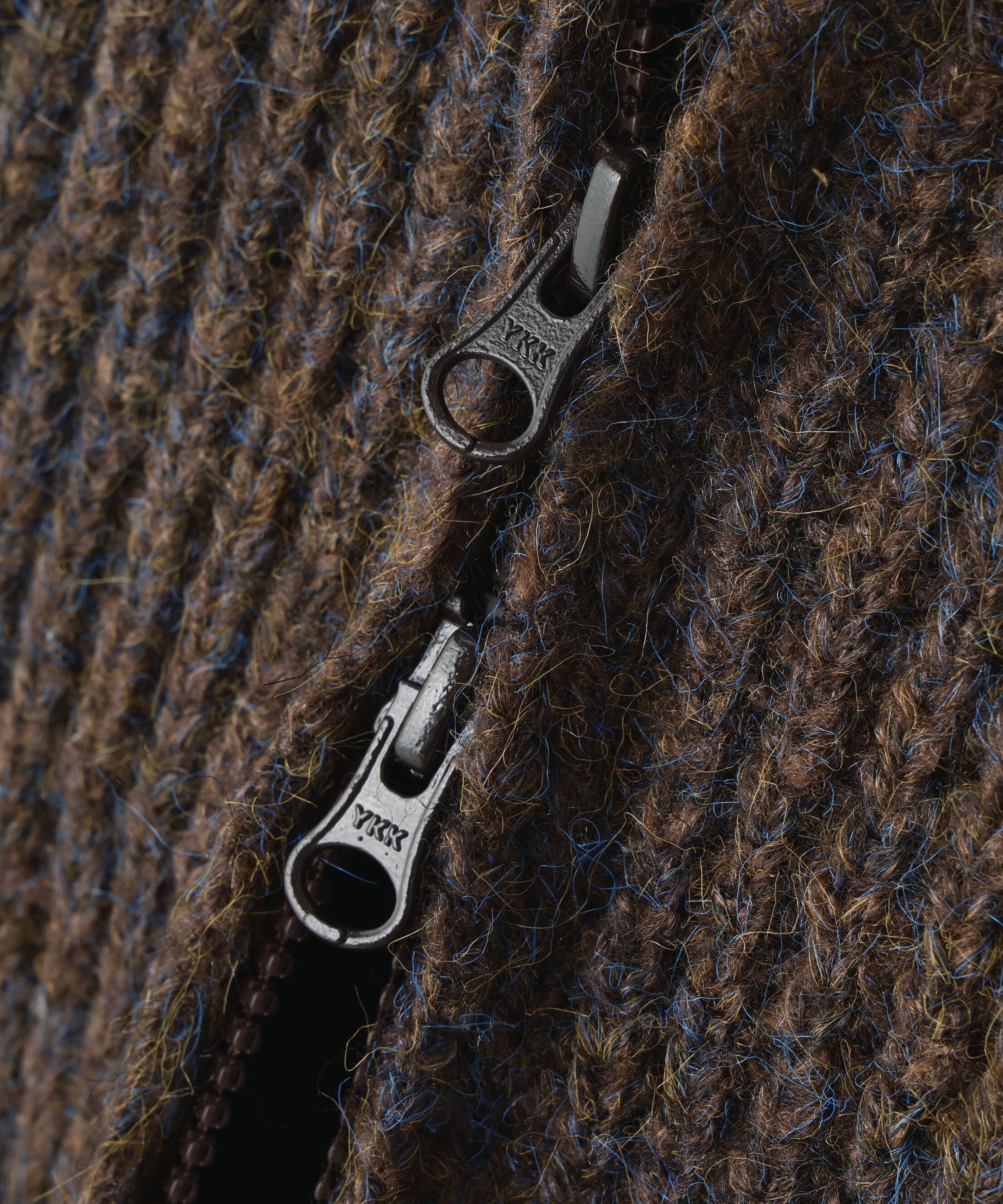  「スタンドネックショート丈ジップニットブルゾン」|ブルゾン・スタジャン|