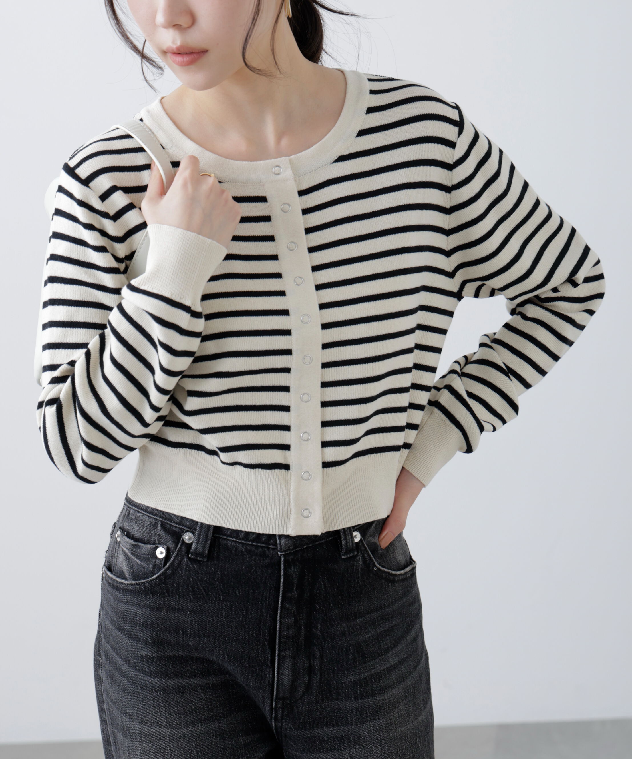  「リングドットボタンクルーネックニットカーディガン」|ニット・セーター|オフ&times;ブラッ  1