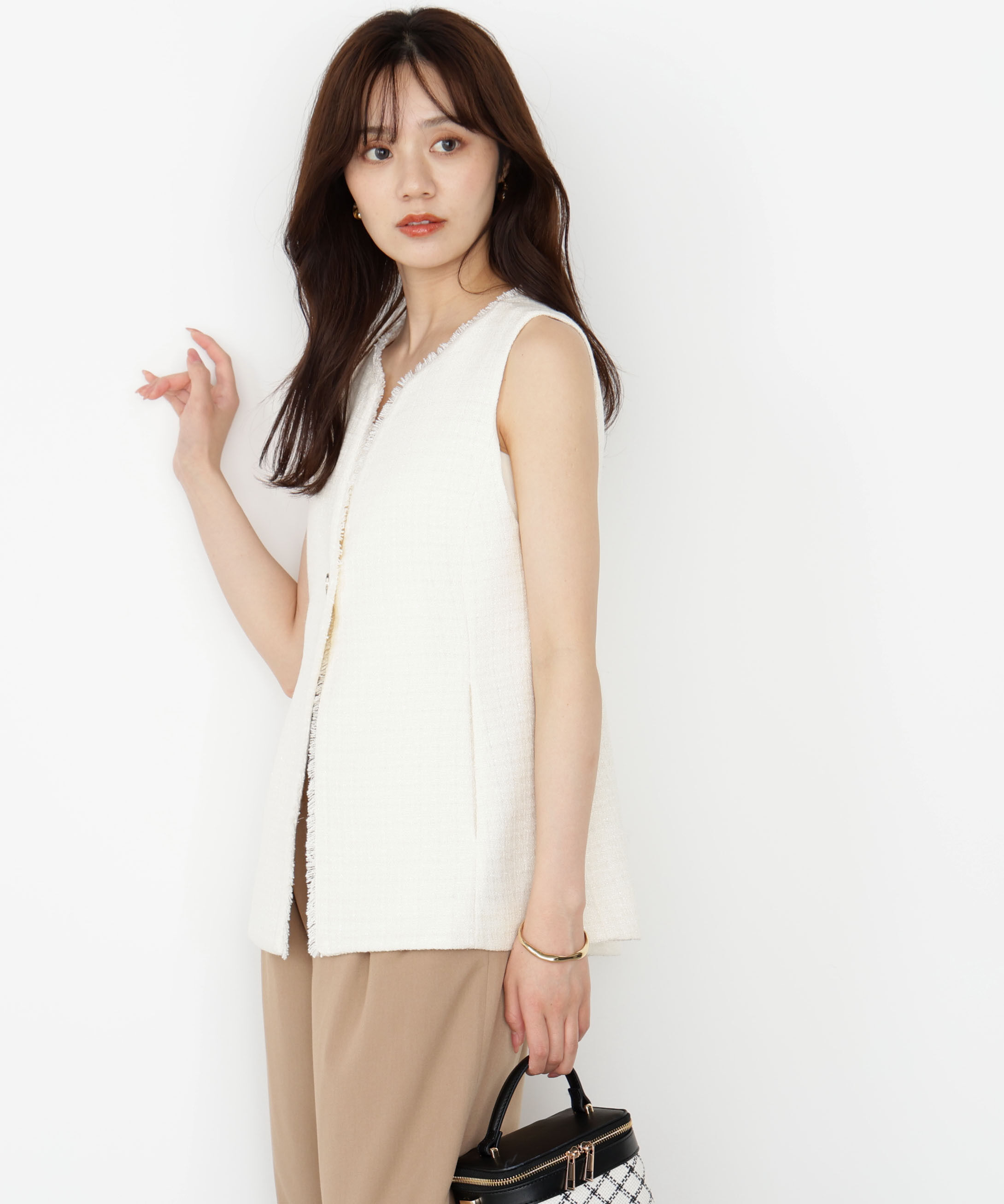 PROPORTION BODY DRESSING「ニュアンス釦ツイードジレ 25AW」|ブルゾン・スタジャン|