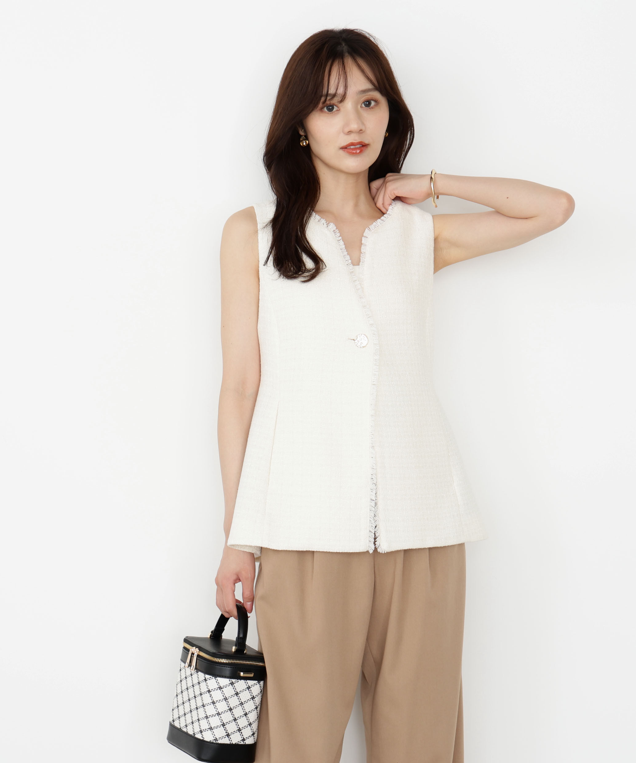 PROPORTION BODY DRESSING「ニュアンス釦ツイードジレ 25AW」|ブルゾン・スタジャン|