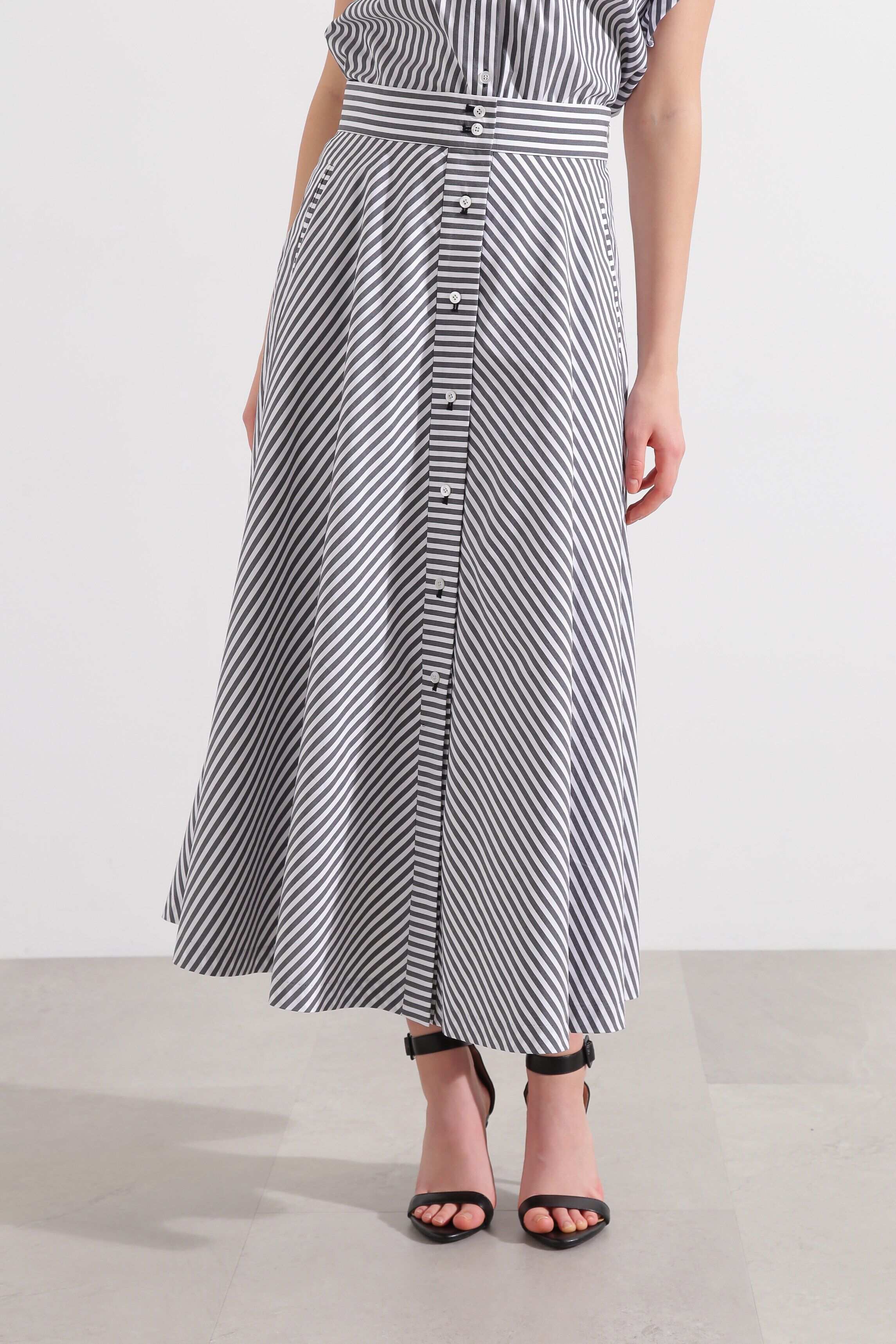  「◆ストライプフレアスカート」|スカート|ブラック系1