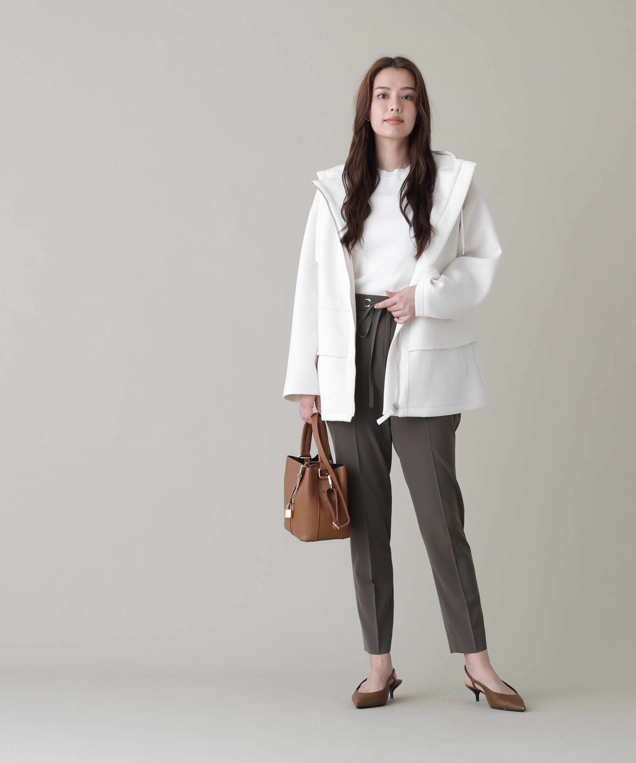  「ウエストフレアダンボールフーディー」|ブルゾン・スタジャン|