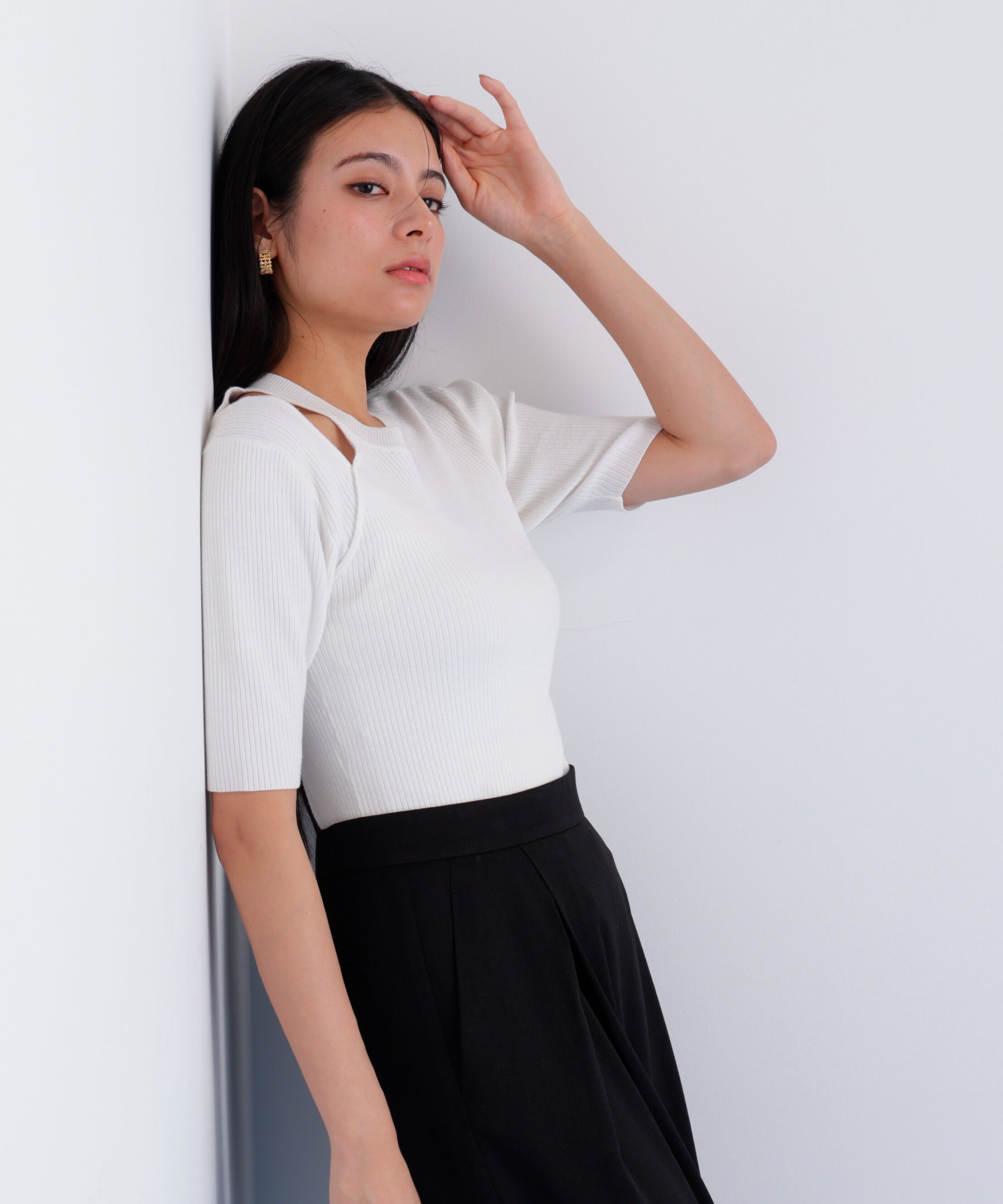  「［美香さん着用］カッティングニットプルオーバー」|ニット・セーター|