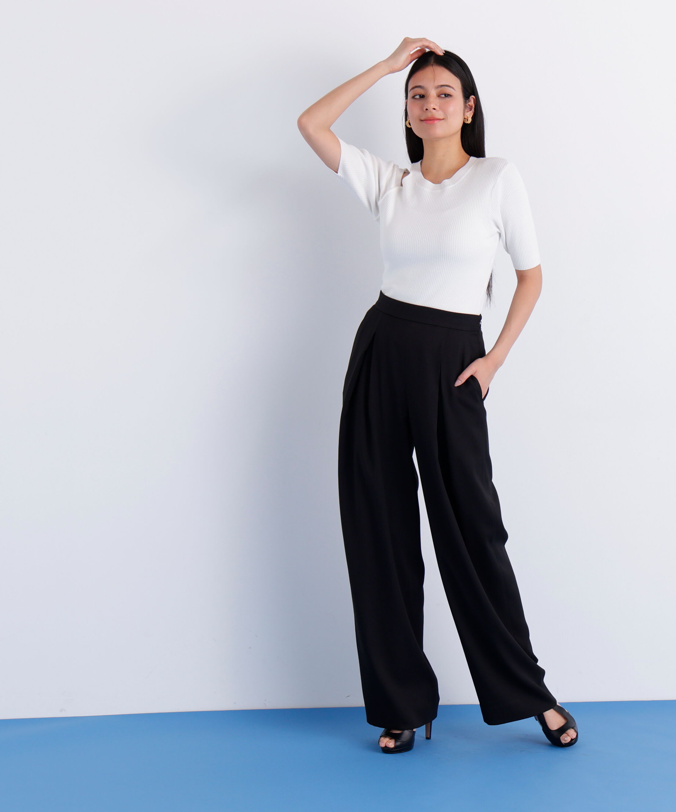  「［美香さん着用］カッティングニットプルオーバー」|ニット・セーター|