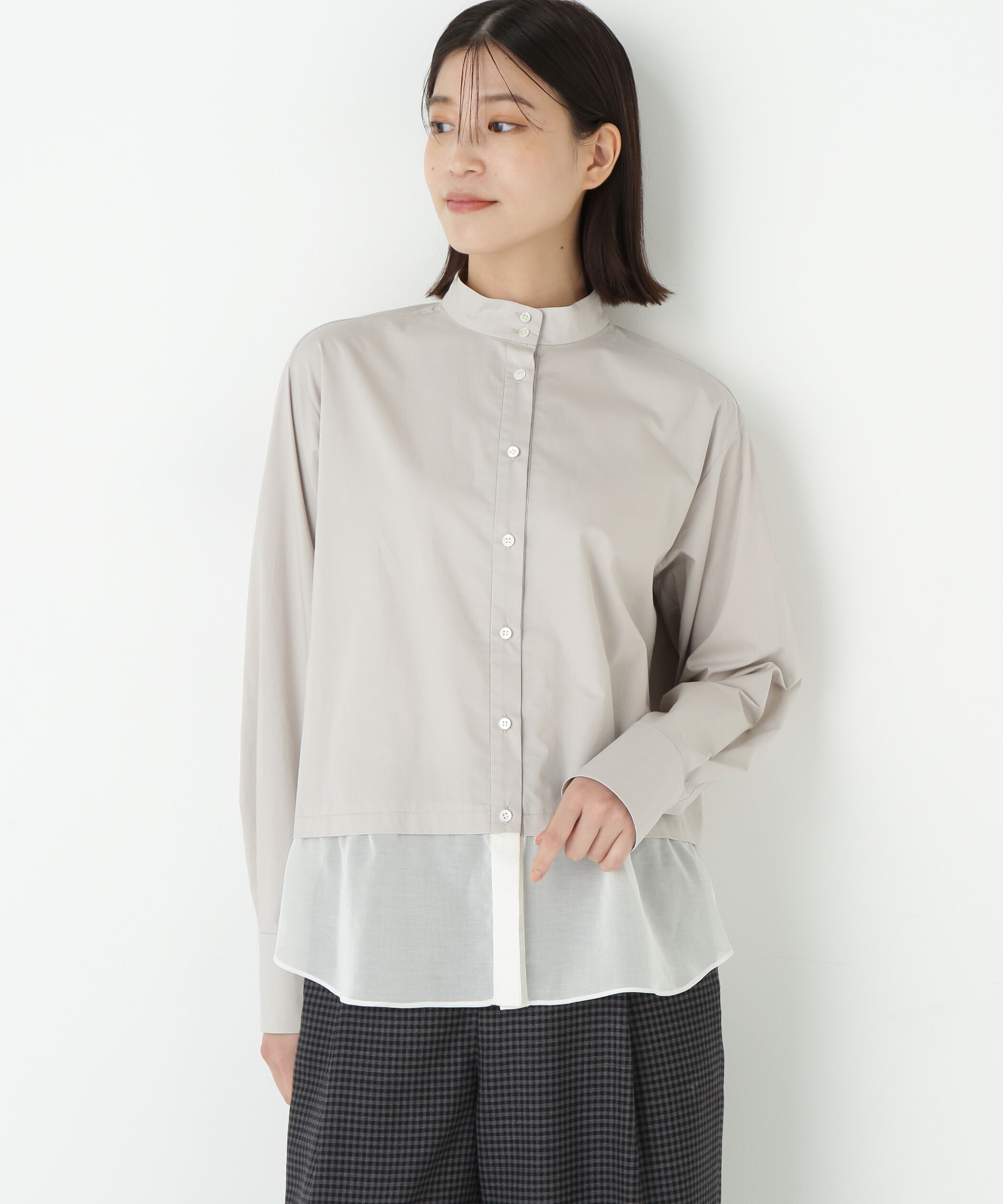  「◆シアーヘムドッキングハイネックブラウス」|シャツ・ブラウス|グレージュ2