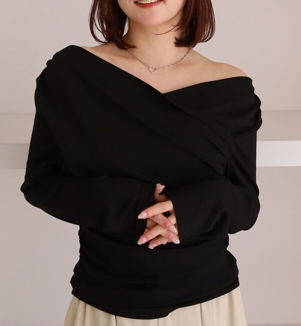 archives「【ＯＮかわ】クロスタックドレープオフショルカットＴＯＰＳ」|Tシャツ・カットソー|BLACK