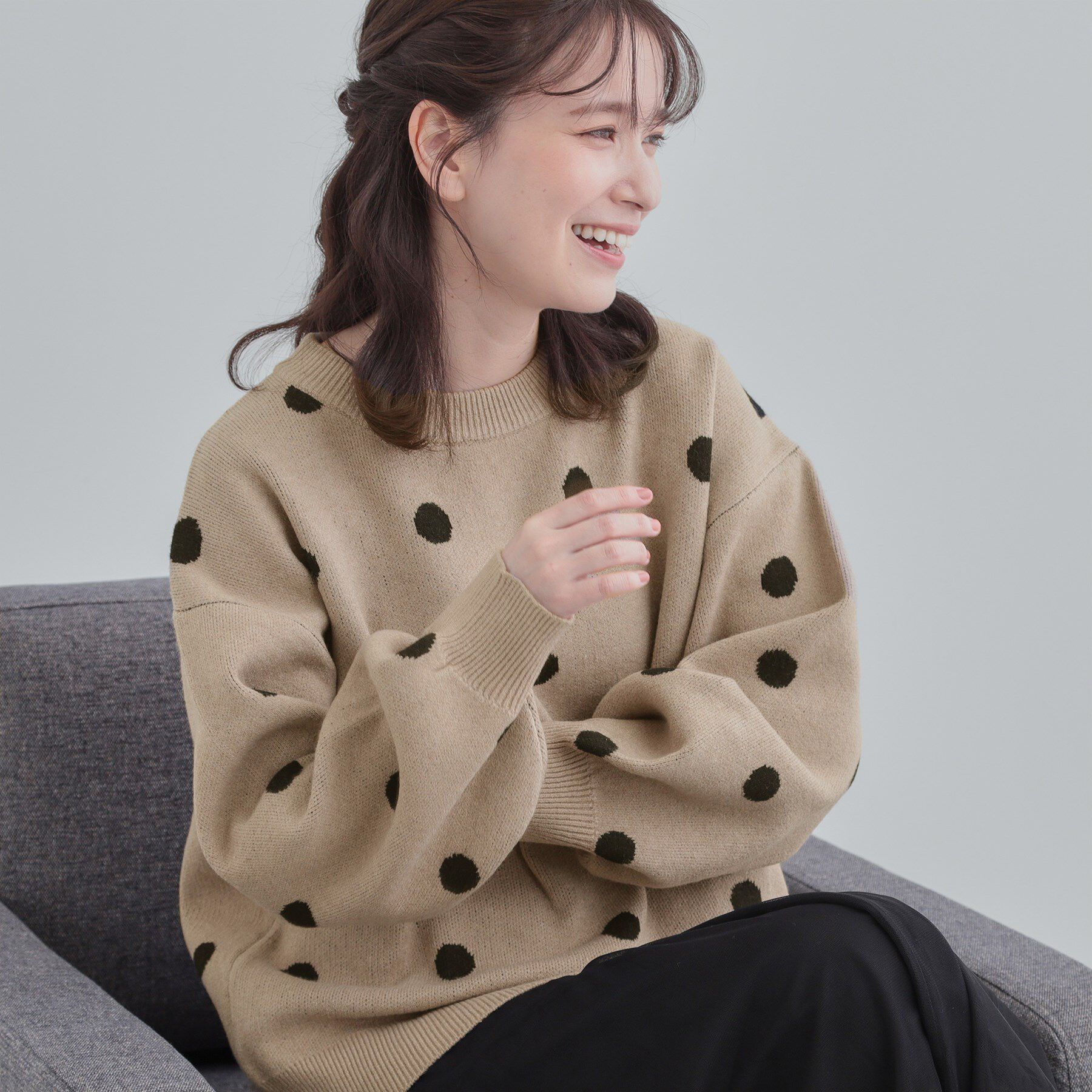 SHOO･LA･RUE「【S-LL/洗濯機可】体型カバーができる 大人のドット柄ニット」|ニット・セーター|ベージュ(052)