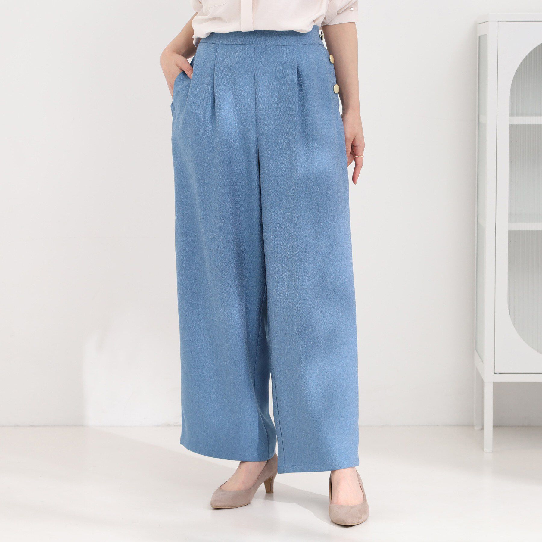 SHOO･LA･RUE「【S=LL】脚のラインを拾いにくい サイドボタン付きデニム風ワイドパンツ」|その他|