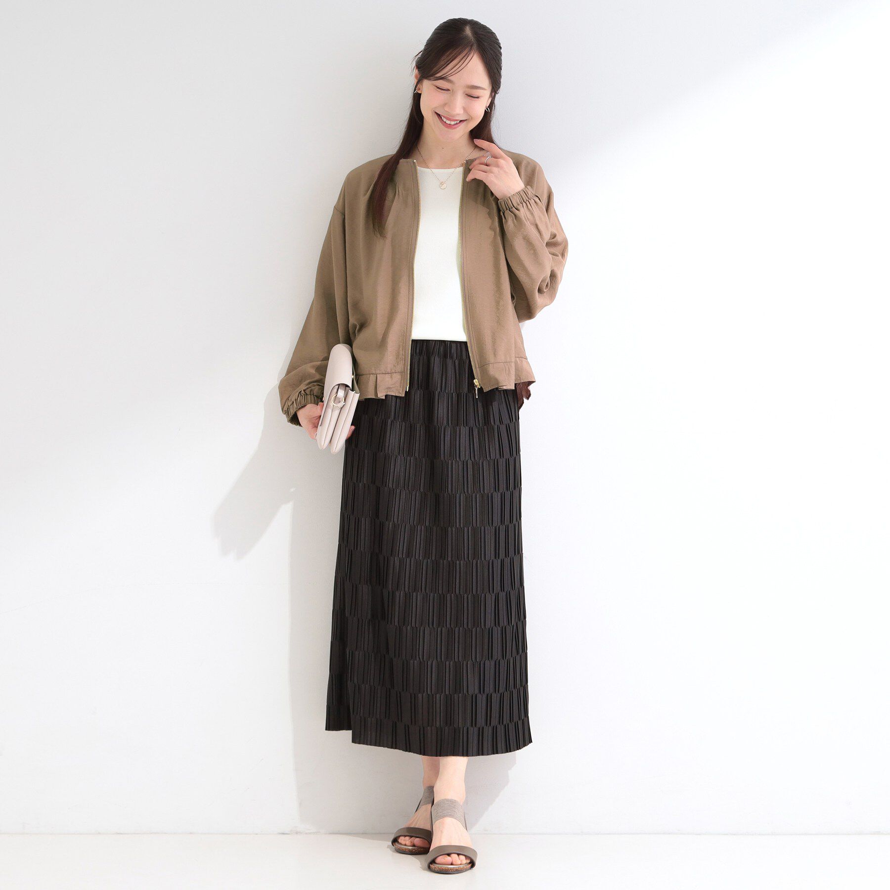 SHOO･LA･RUE「【洗濯機可/UV/S-LL】程よい透け感 襟元タック シアーブルゾン」|ブルゾン・スタジャン|