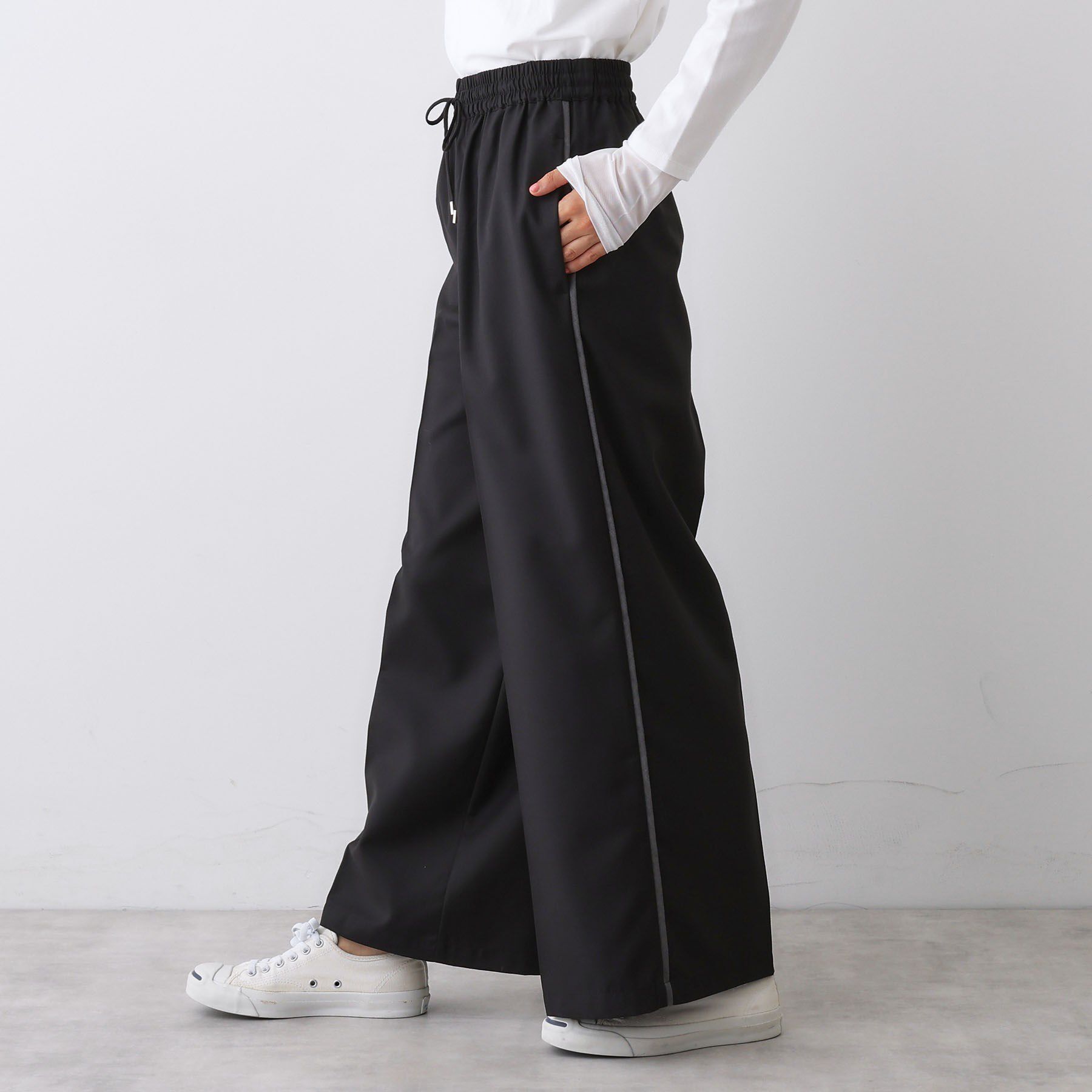 Dessin「【セットアップ可/ウエストゴム/洗える】サイドライン入りワイドパンツ」|その他|