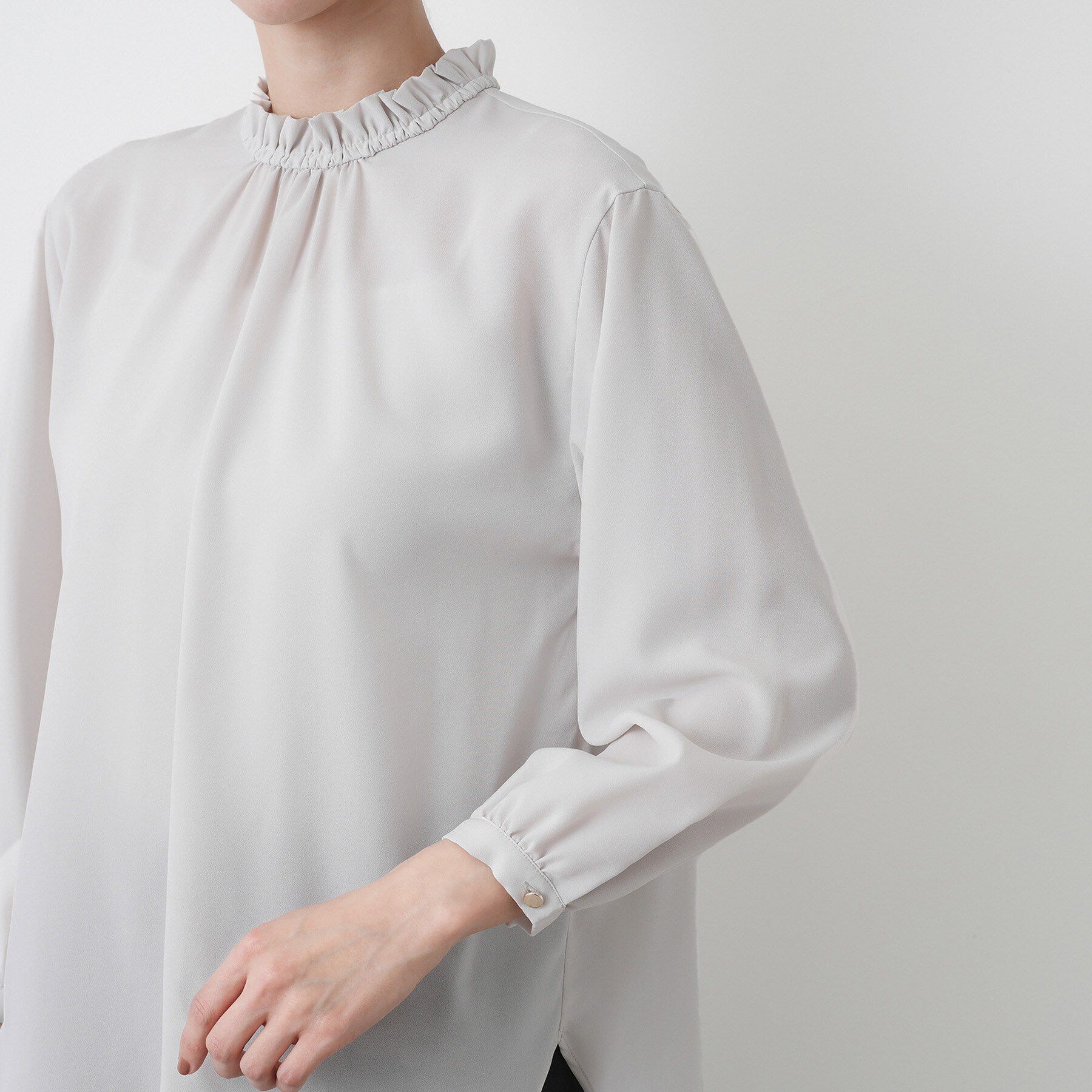 Dessin「【洗える】フリルネックジョーゼットブラウス」|シャツ・ブラウス|