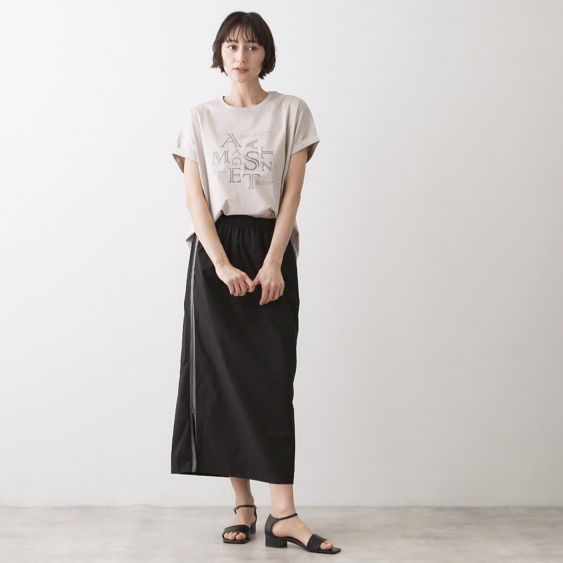 Dessin「【撥水/ウエストゴム】ストレッチIラインスカート」|スカート|