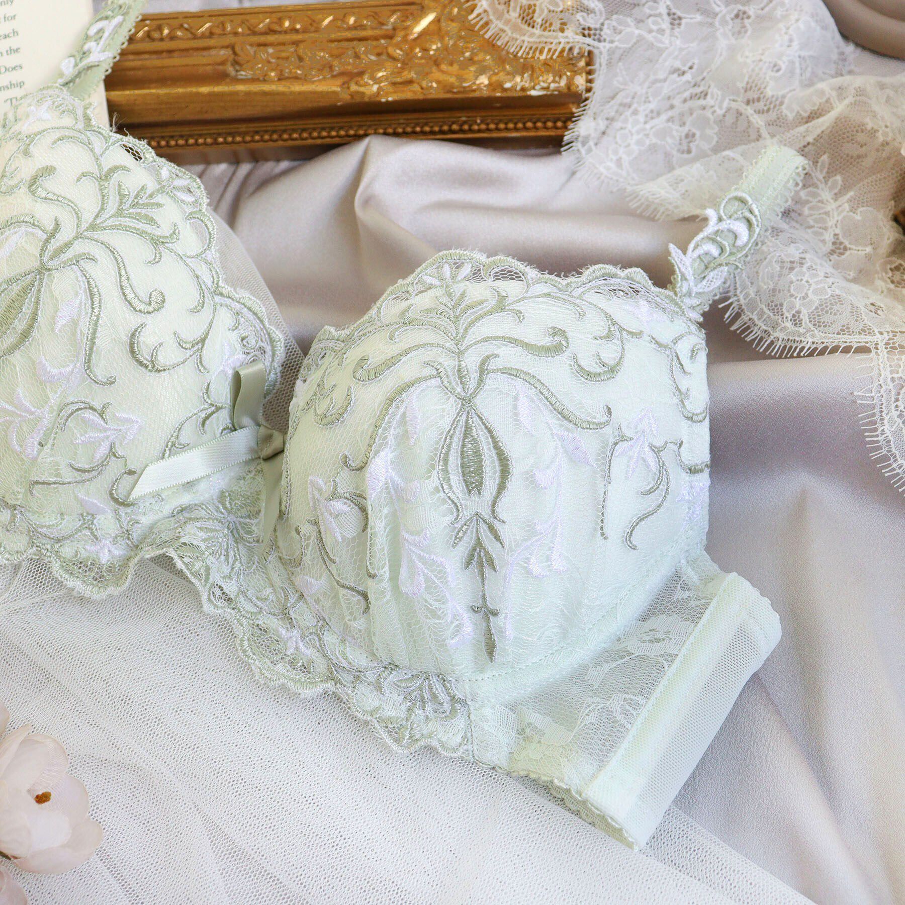 Risa Magli「ジュア ブラジャー（G-H）＜バストアップタイプ＞」|インナー|