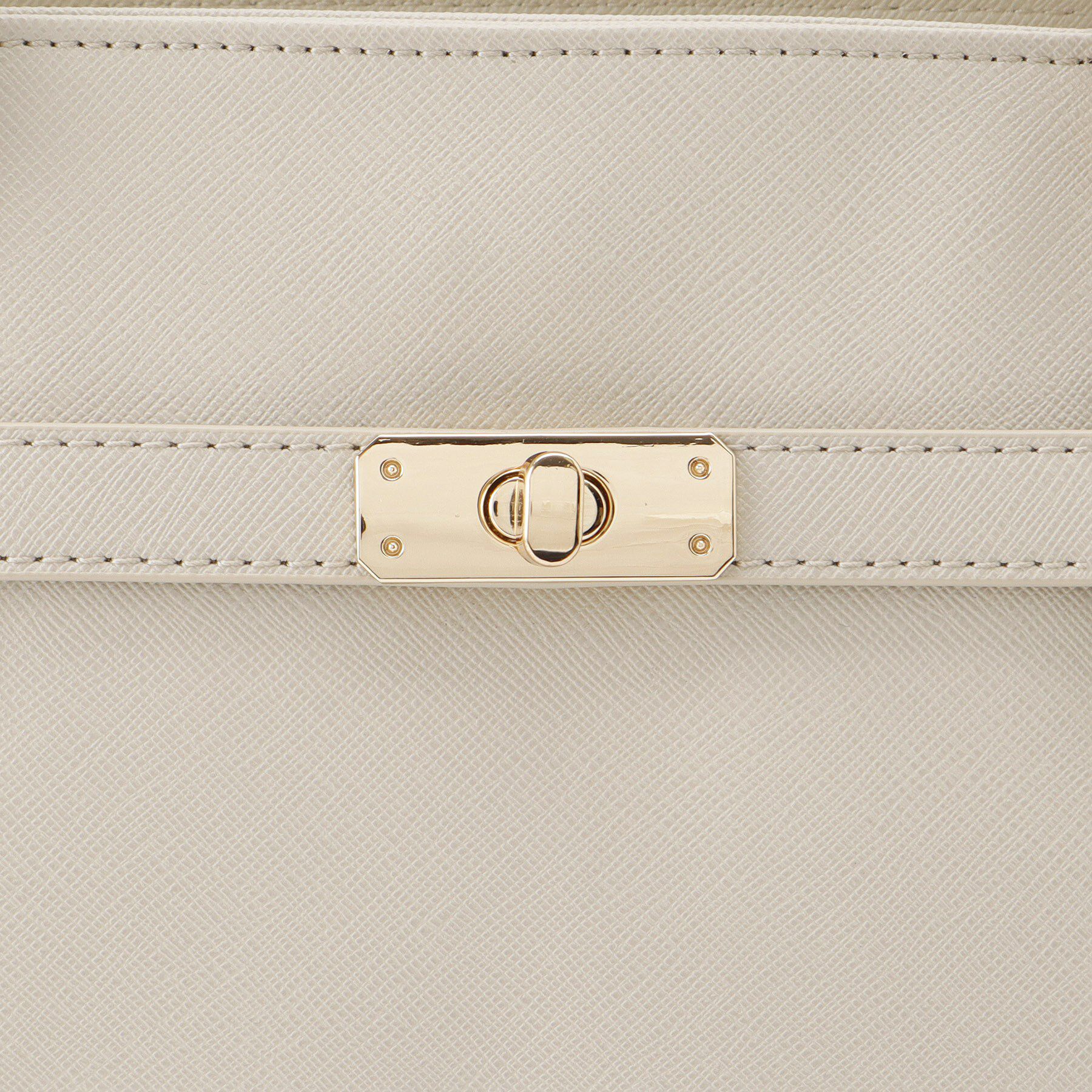 ITS&rsquo;DEMO「【通勤／10ポケット】ベルト飾り付角シボA4トート」|トートバッグ|