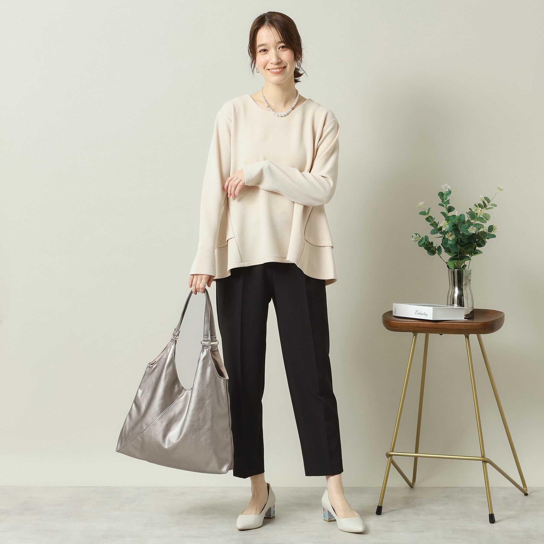 ITS&rsquo;DEMO「【A4対応】合皮Vカットトート」|トートバッグ|