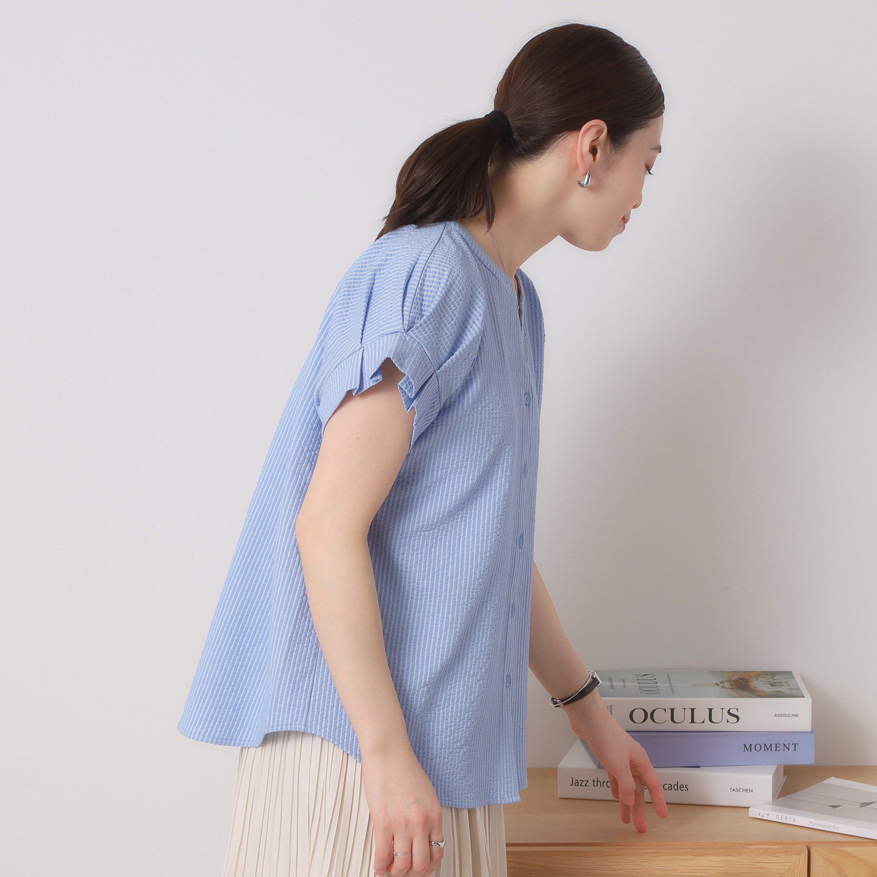 ITS&rsquo;DEMO「【洗濯機OK／洗濯後しわになりにくい】カットサッカー袖タックプルオーバー」|シャツ・ブラウス|