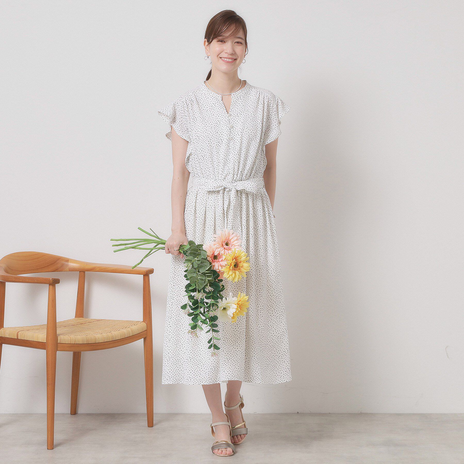 ITS&rsquo;DEMO「【手洗い可】フリル袖ブラウジングワンピース」|ワンピース|