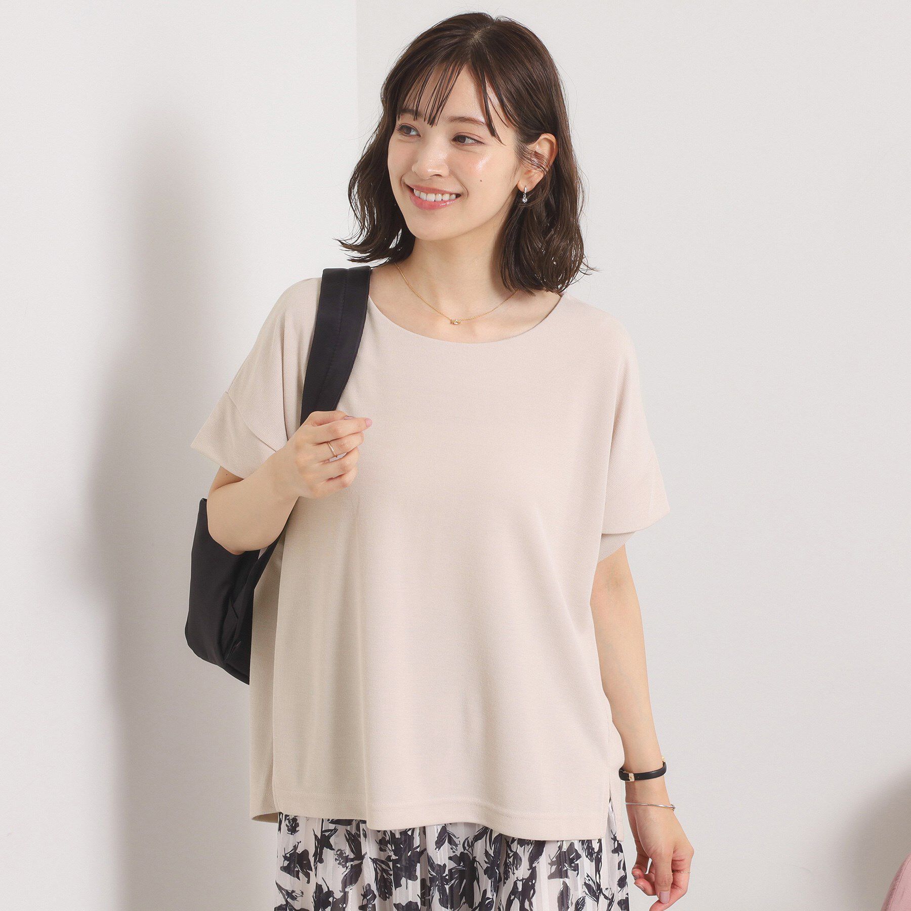 ITS&rsquo;DEMO「【接触冷感／吸水速乾／洗濯機OK】サカリバ袖タックプルオーバー」|Tシャツ・カットソー|グレージュ(050)